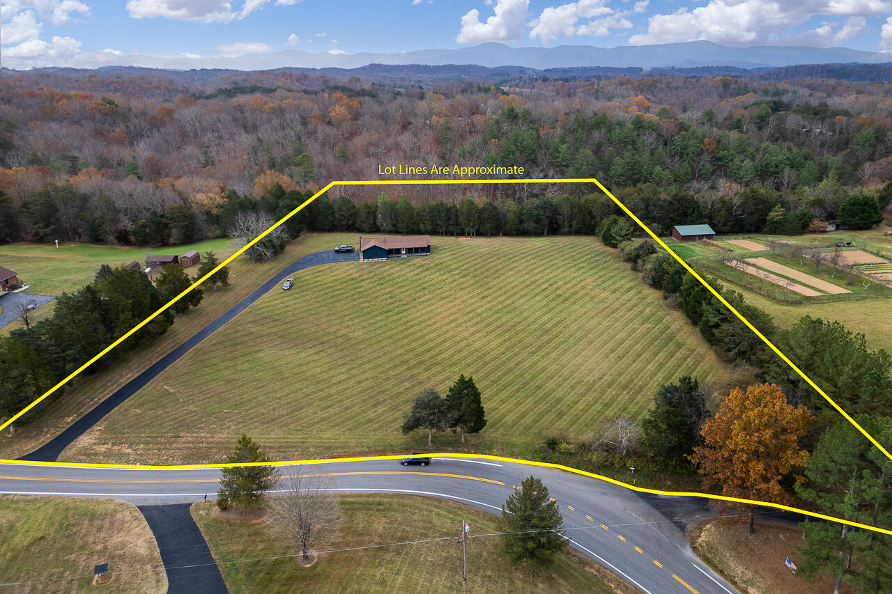 883 Collierstown Rd