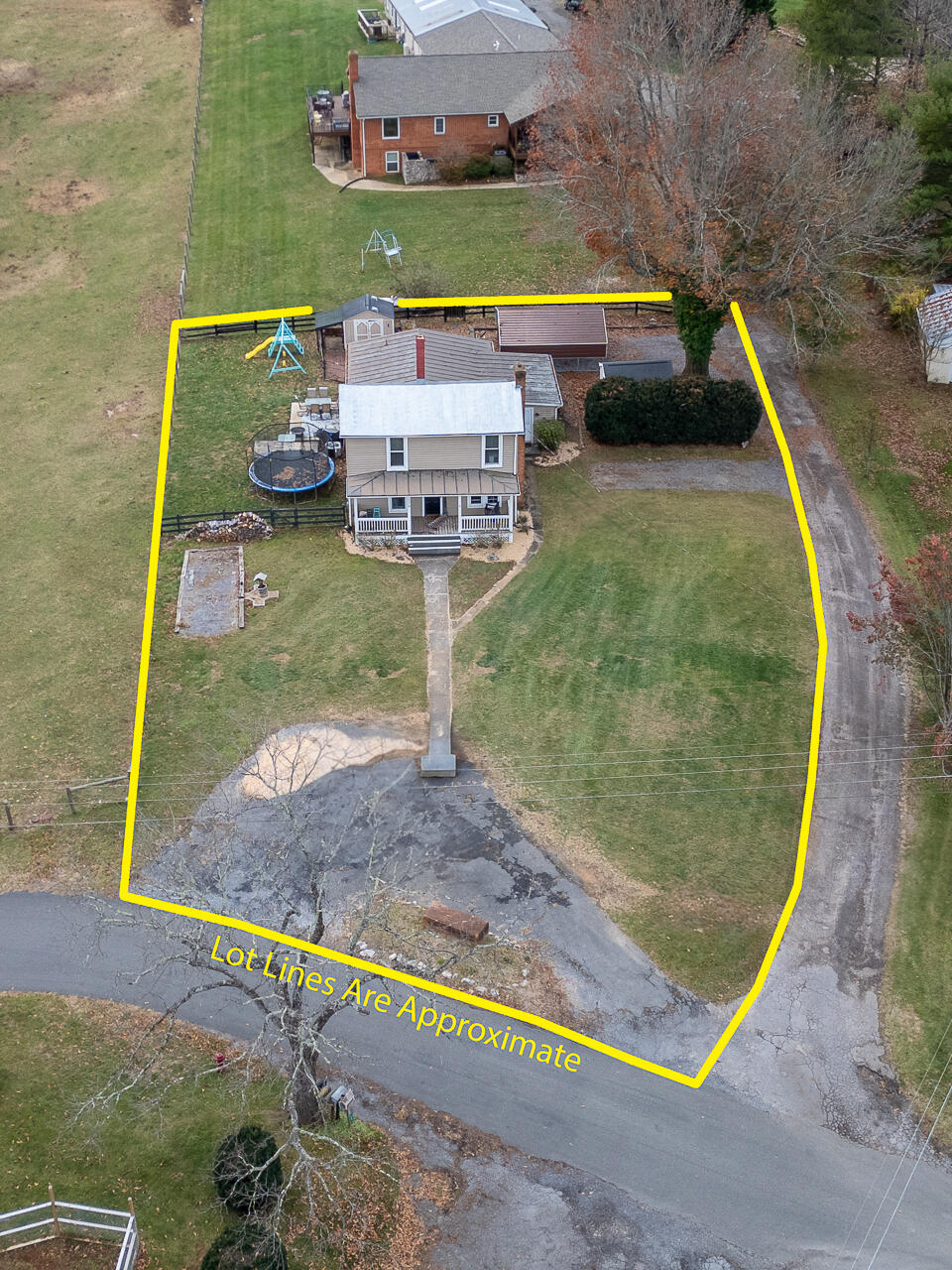 378 Flower Ln