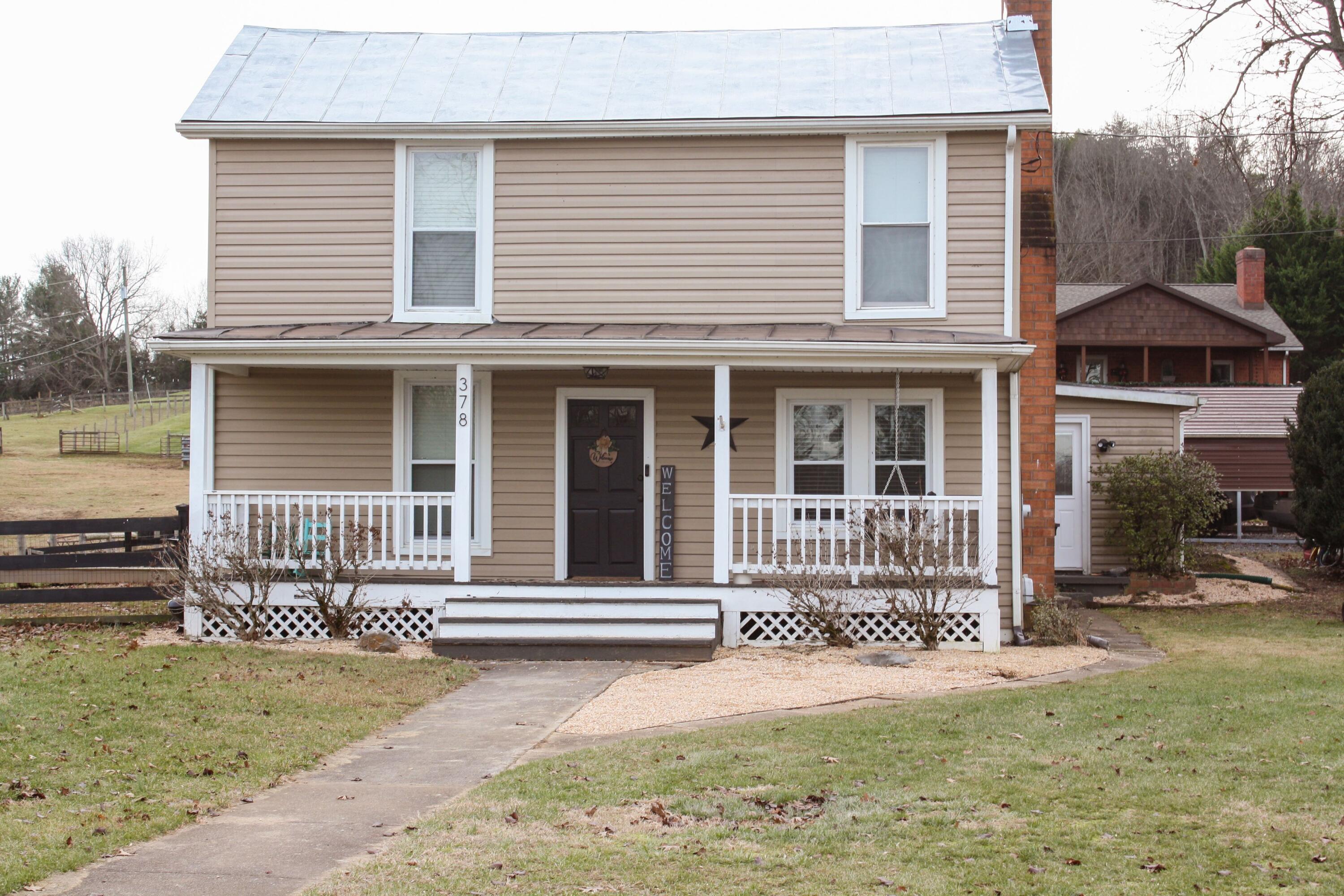 378 Flower Ln