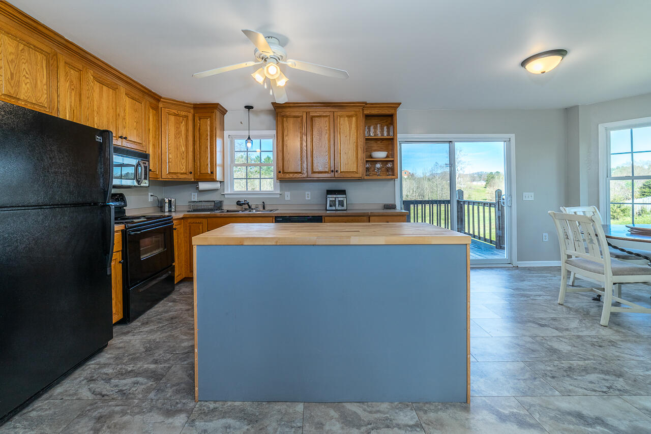 38 Mill Ct