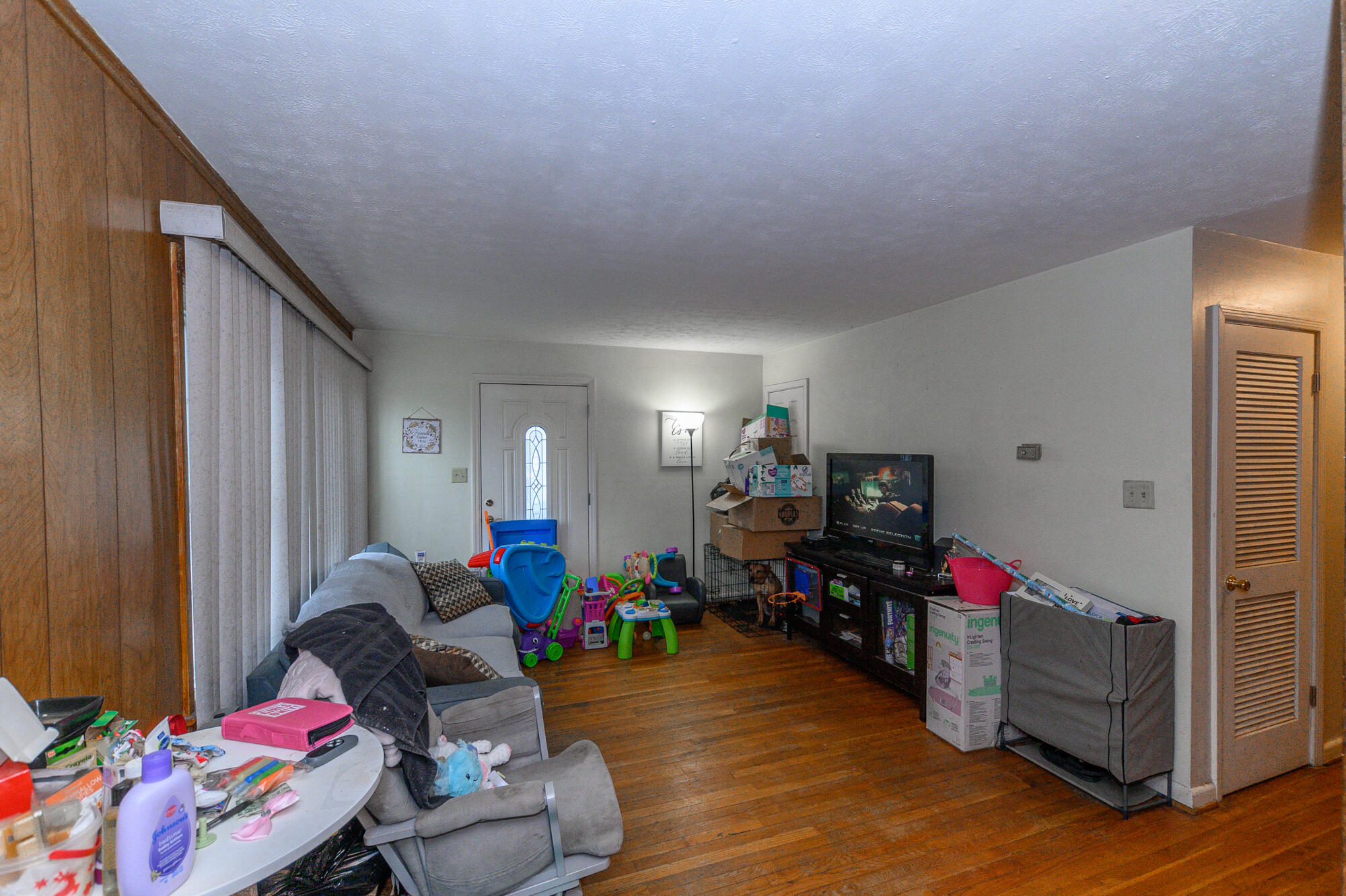 1952 Spruce Ave