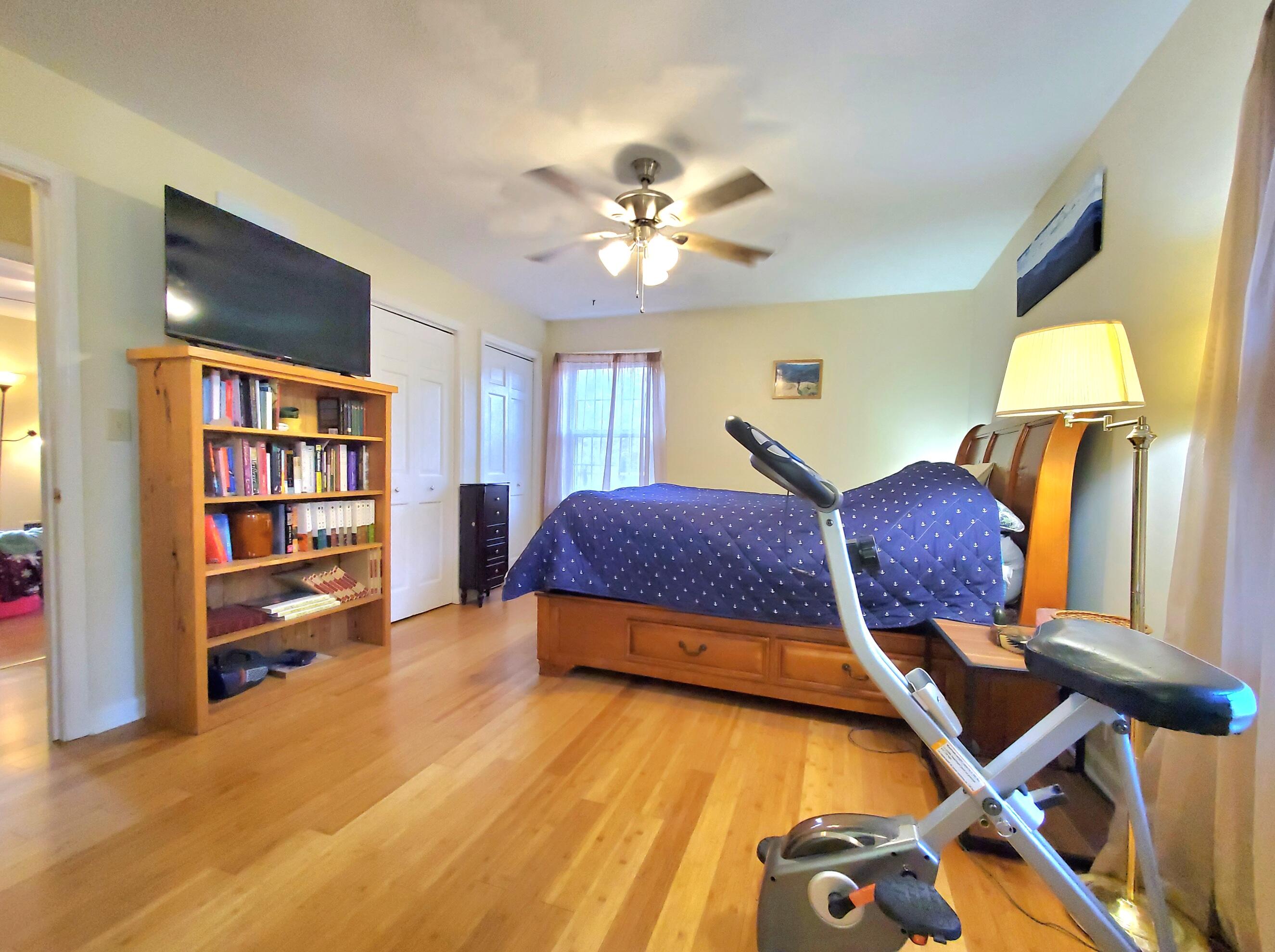 251 Mt Vista Dr