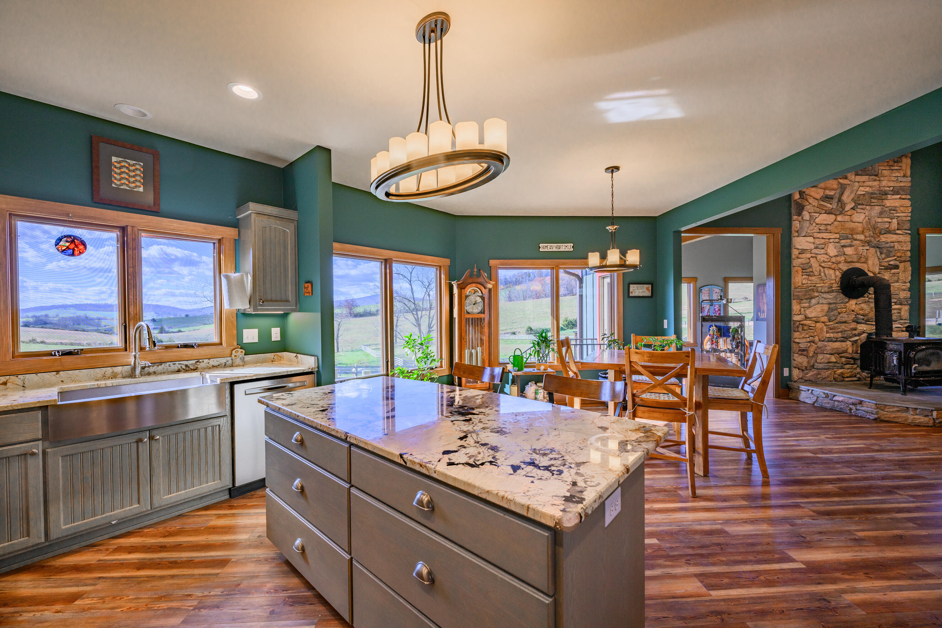 747 New Providence Rd