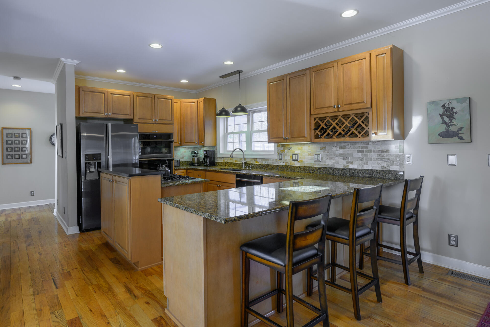 65 Blackberry Ln