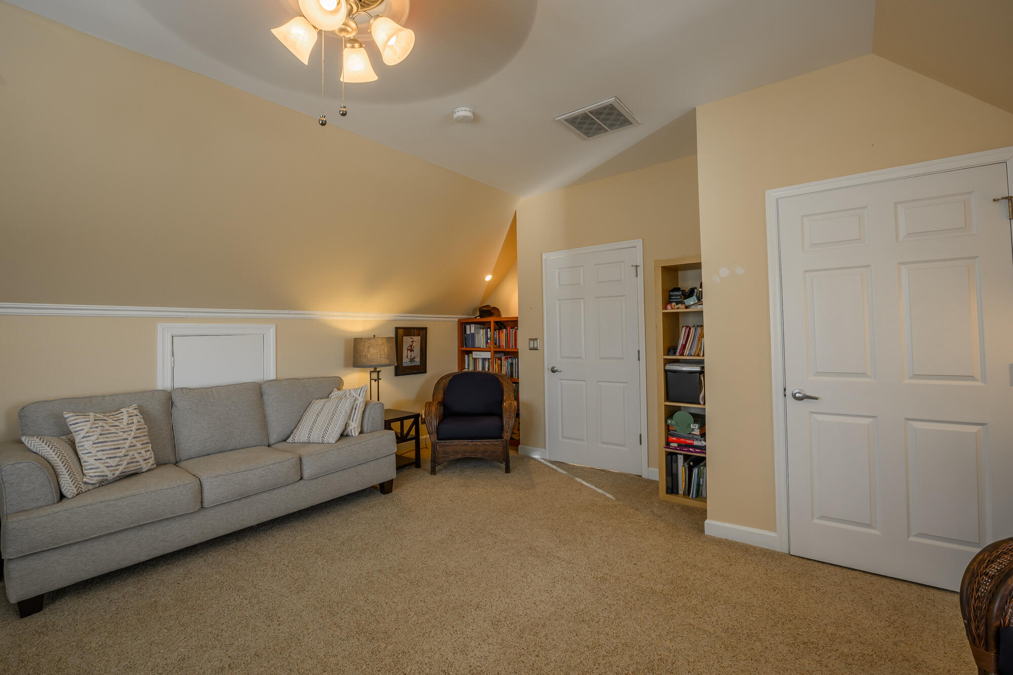 65 Blackberry Ln