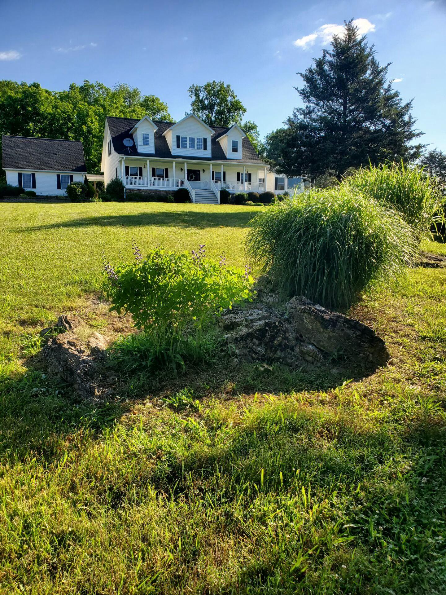 65 Blackberry Ln