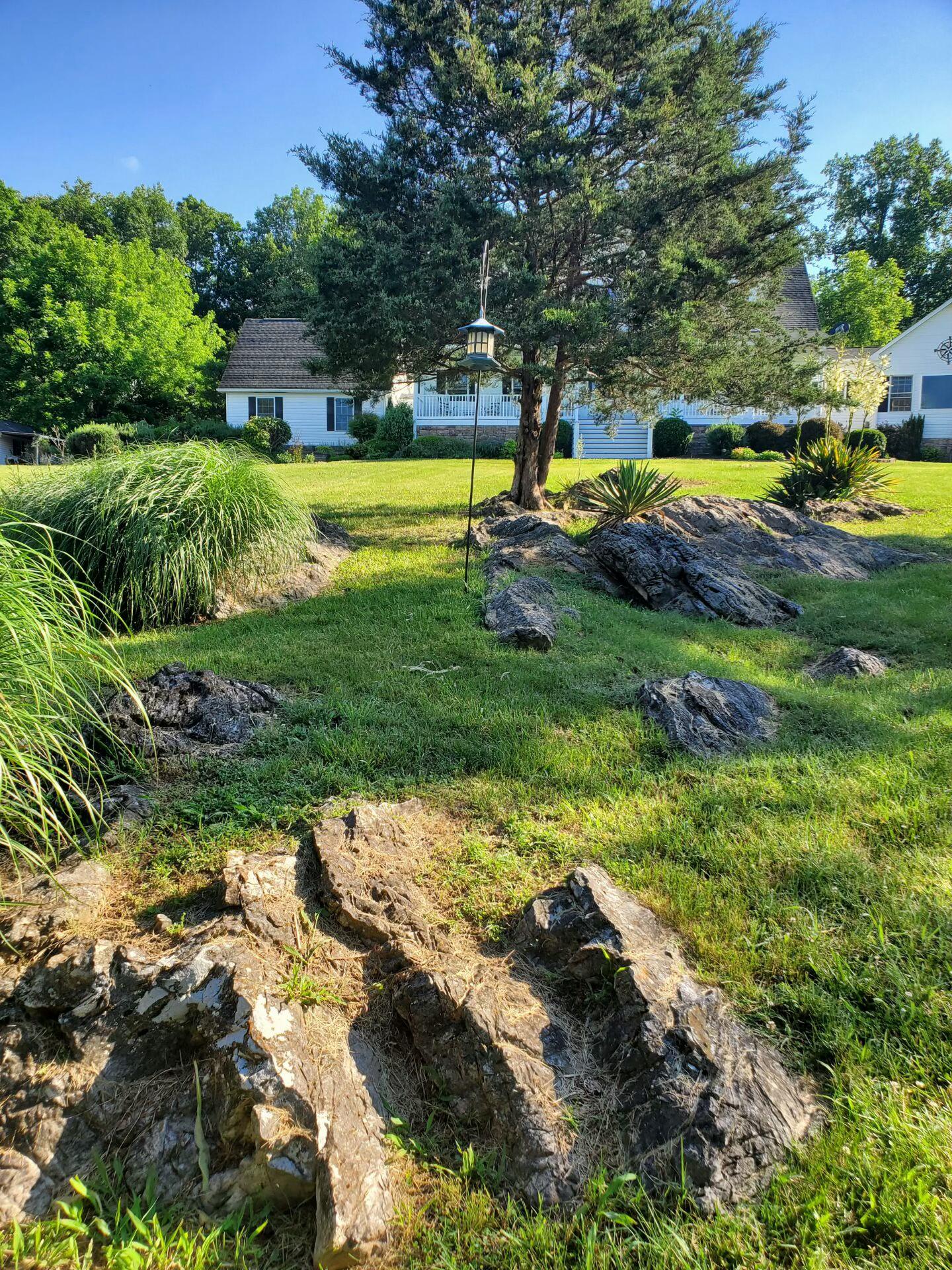 65 Blackberry Ln