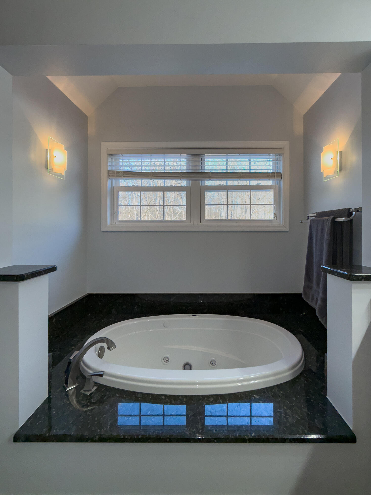 65 Blackberry Ln