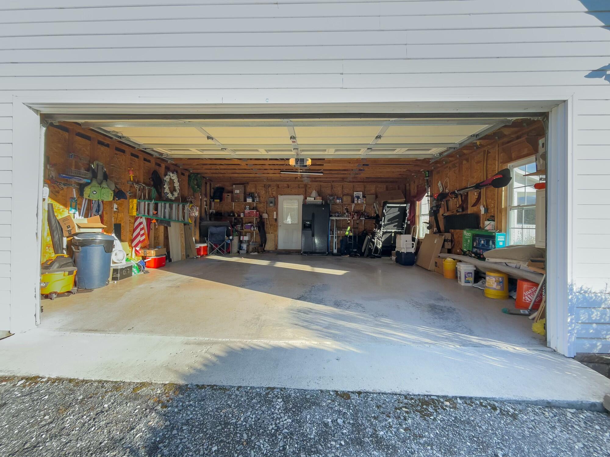 65 Blackberry Ln