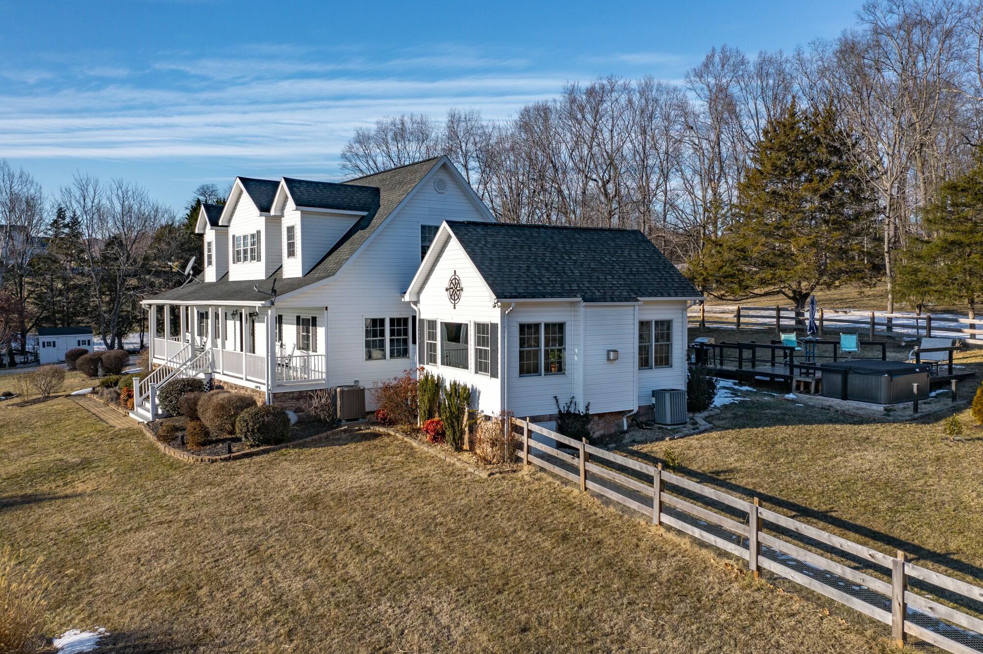 65 Blackberry Ln