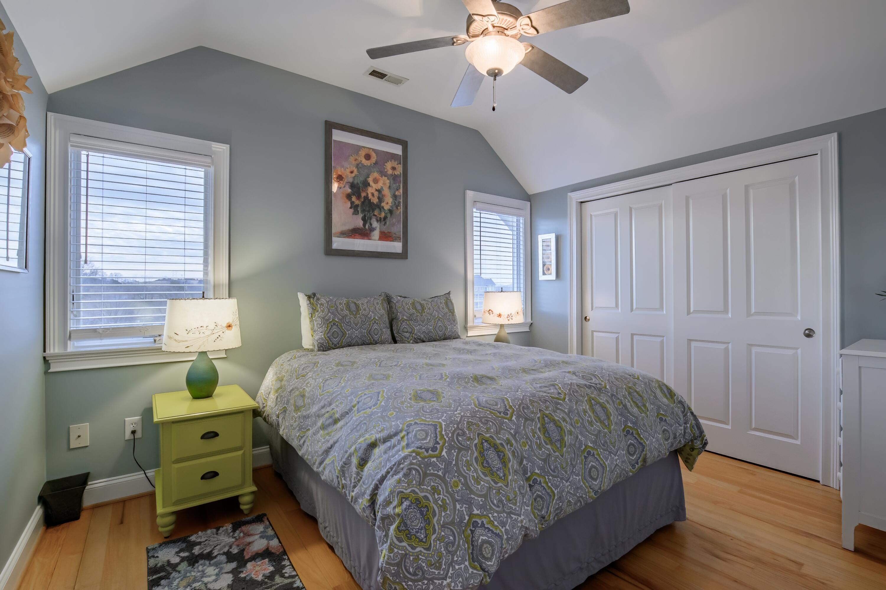 25 Florence Sarah Ln