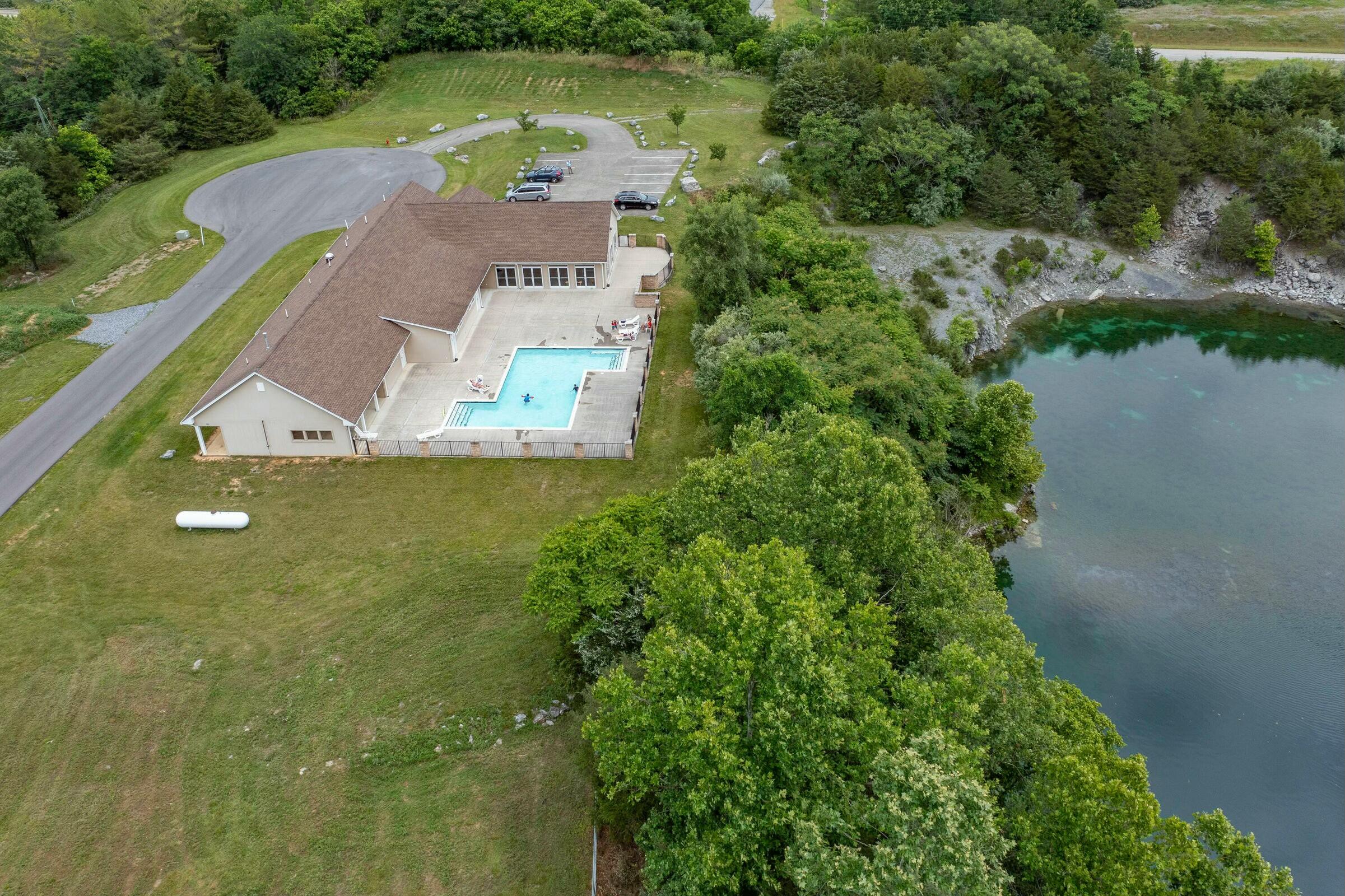 25 Florence Sarah Ln