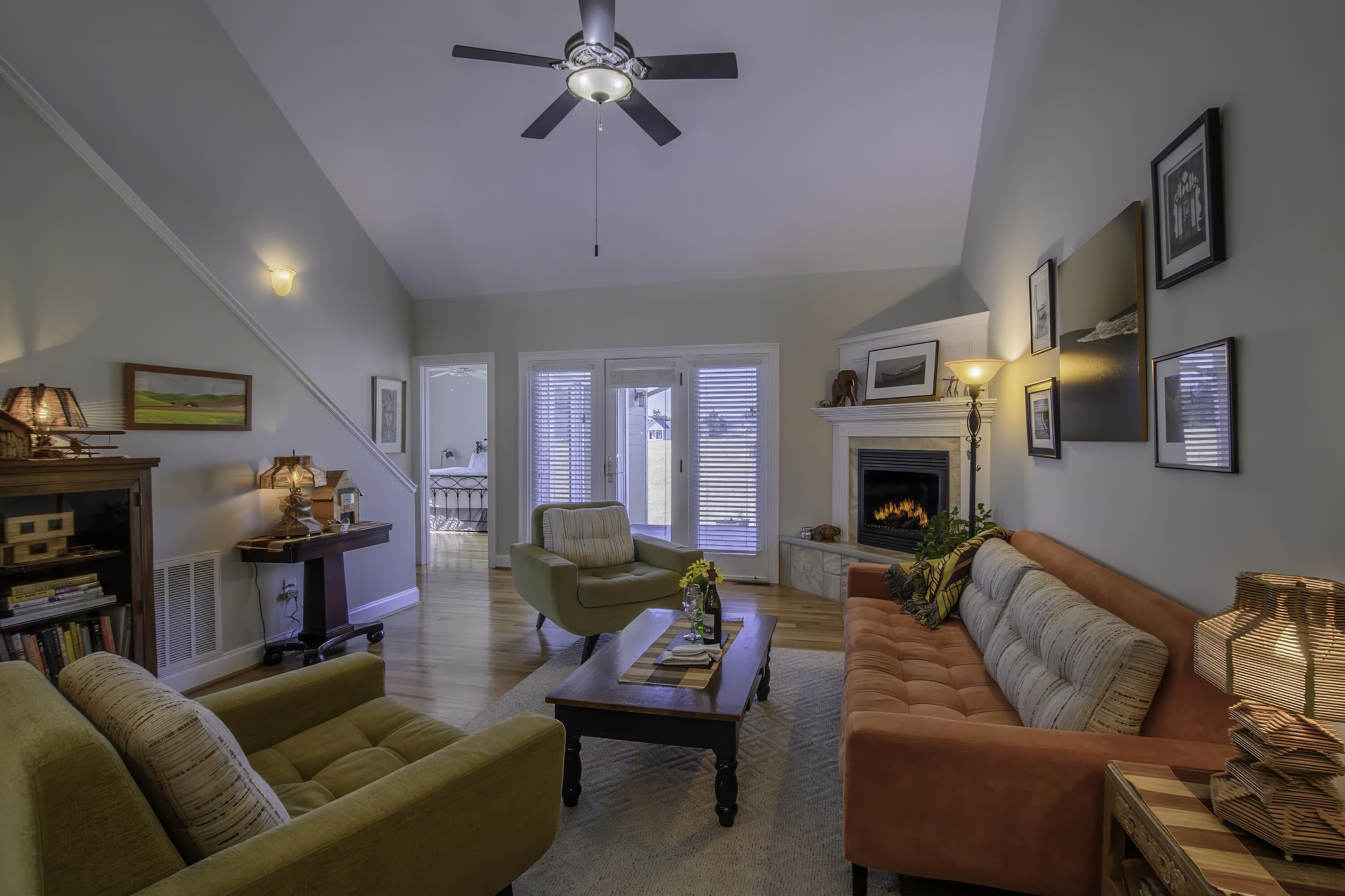25 Florence Sarah Ln