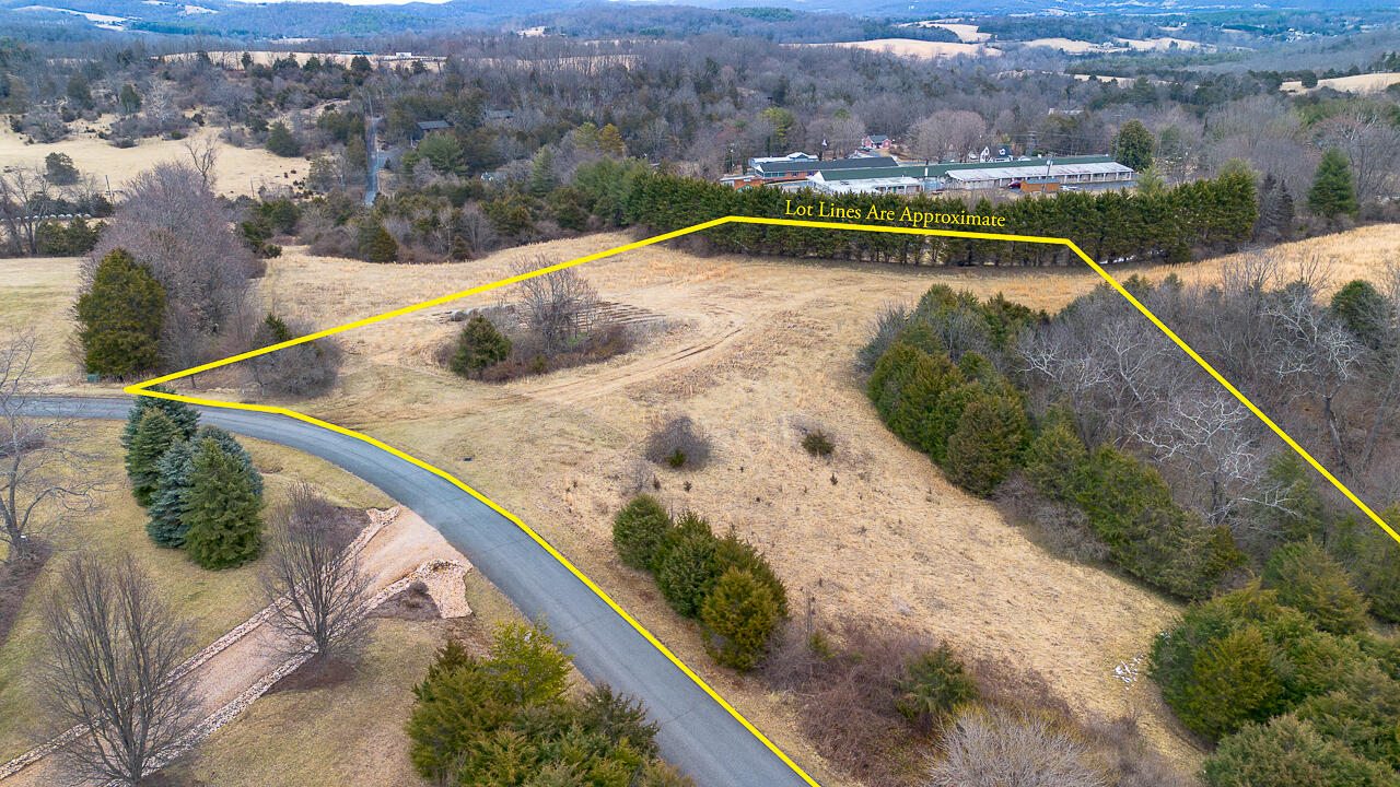 Lot 8 Buckland Dr