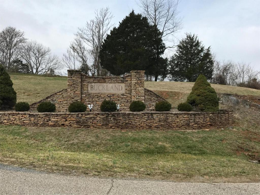 Lot 8 Buckland Dr