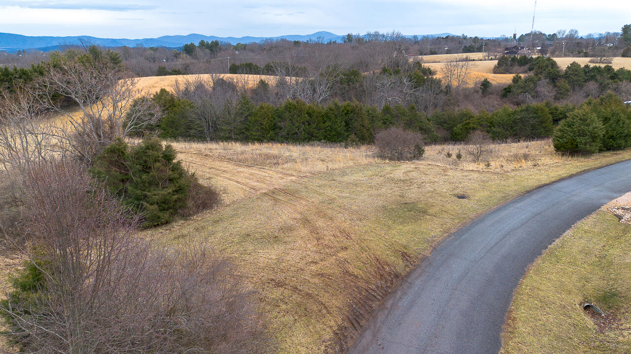 Lot 8 Buckland Dr