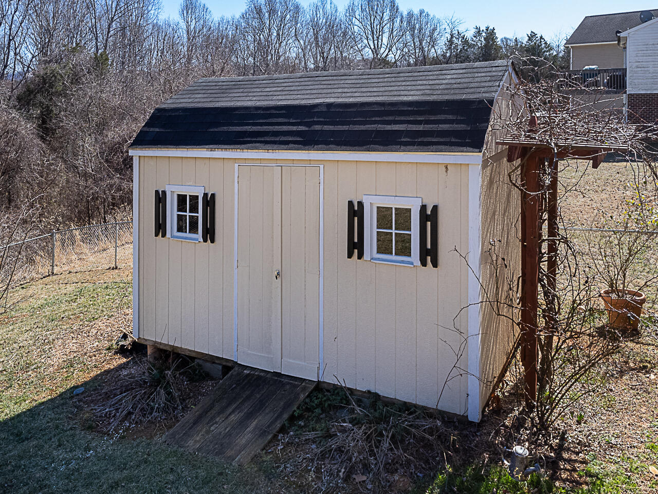 123 Bennett Dr