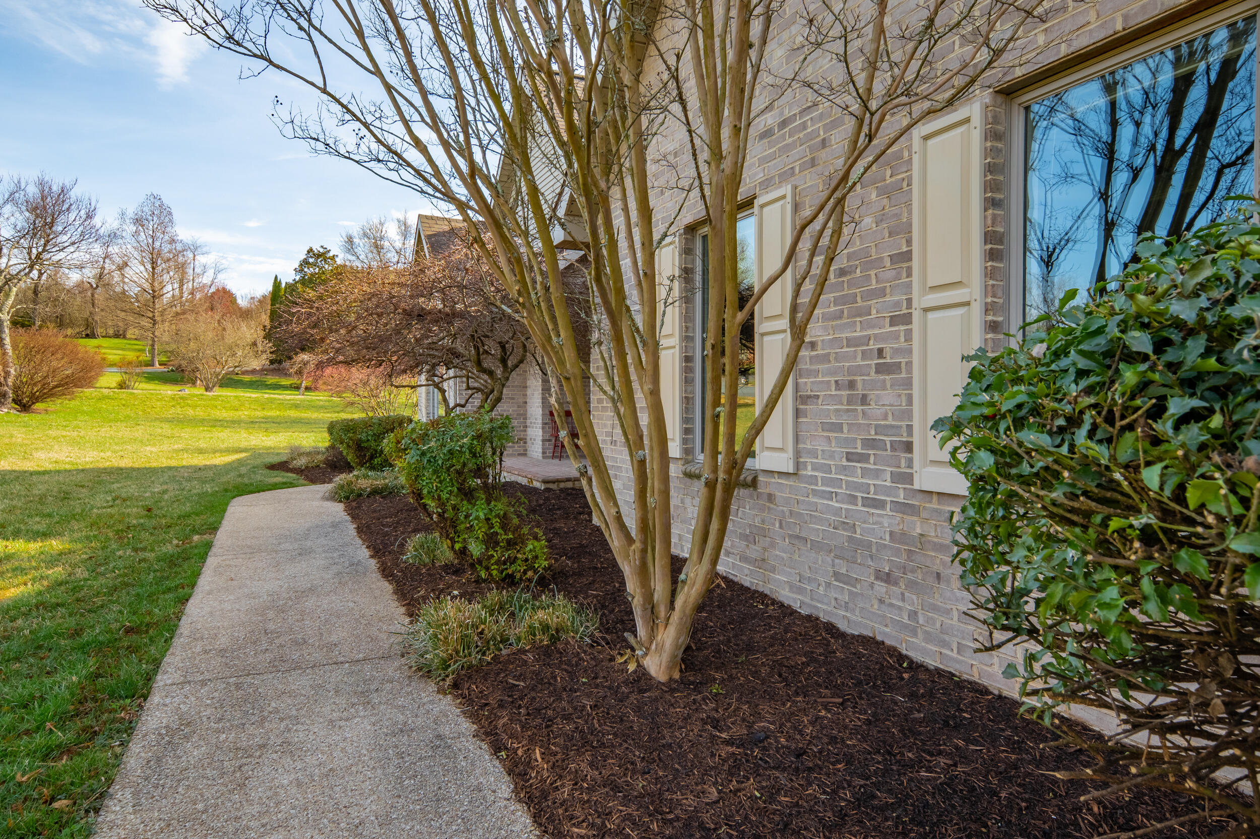 24 High Meadow Dr