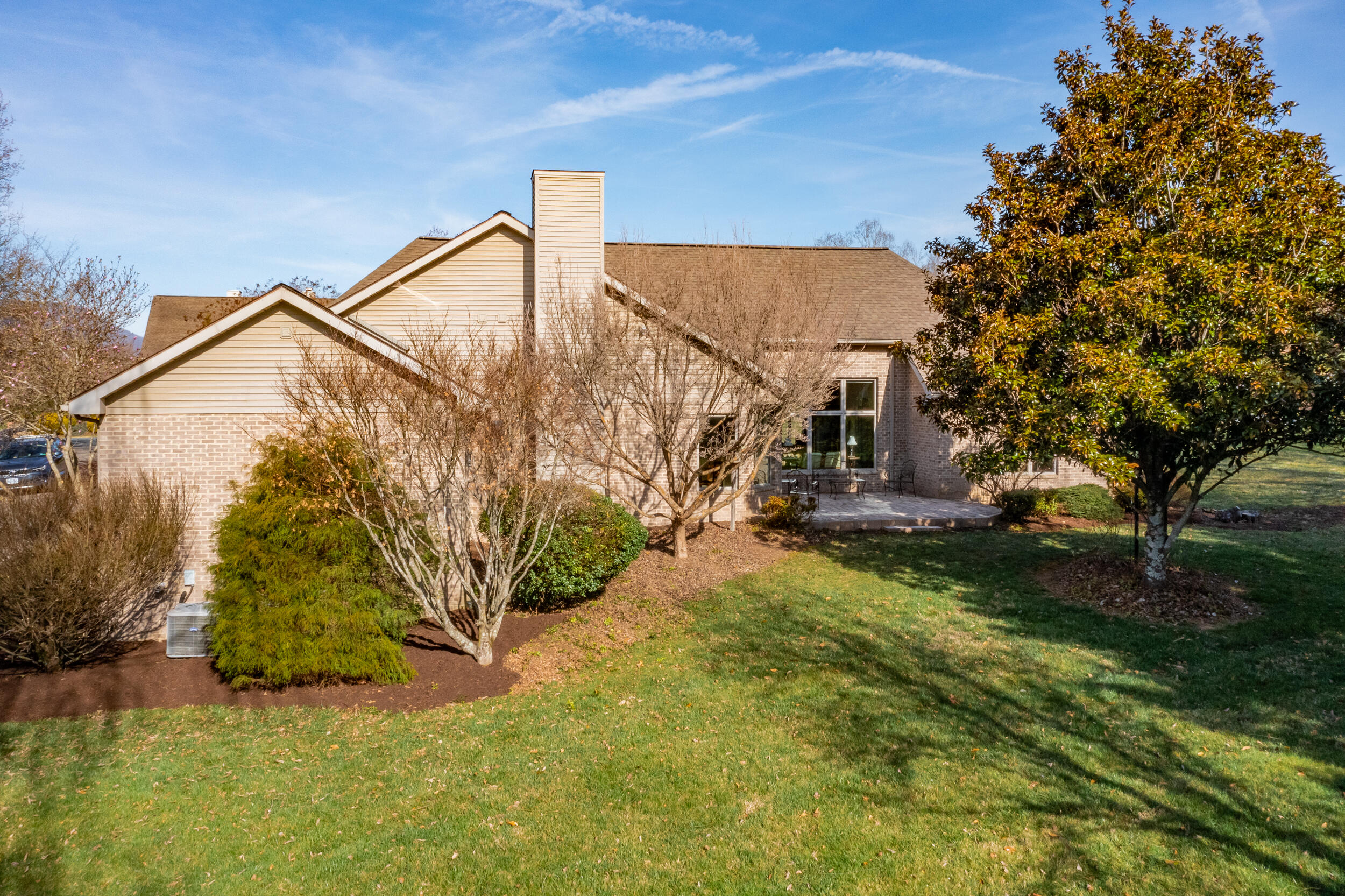 24 High Meadow Dr