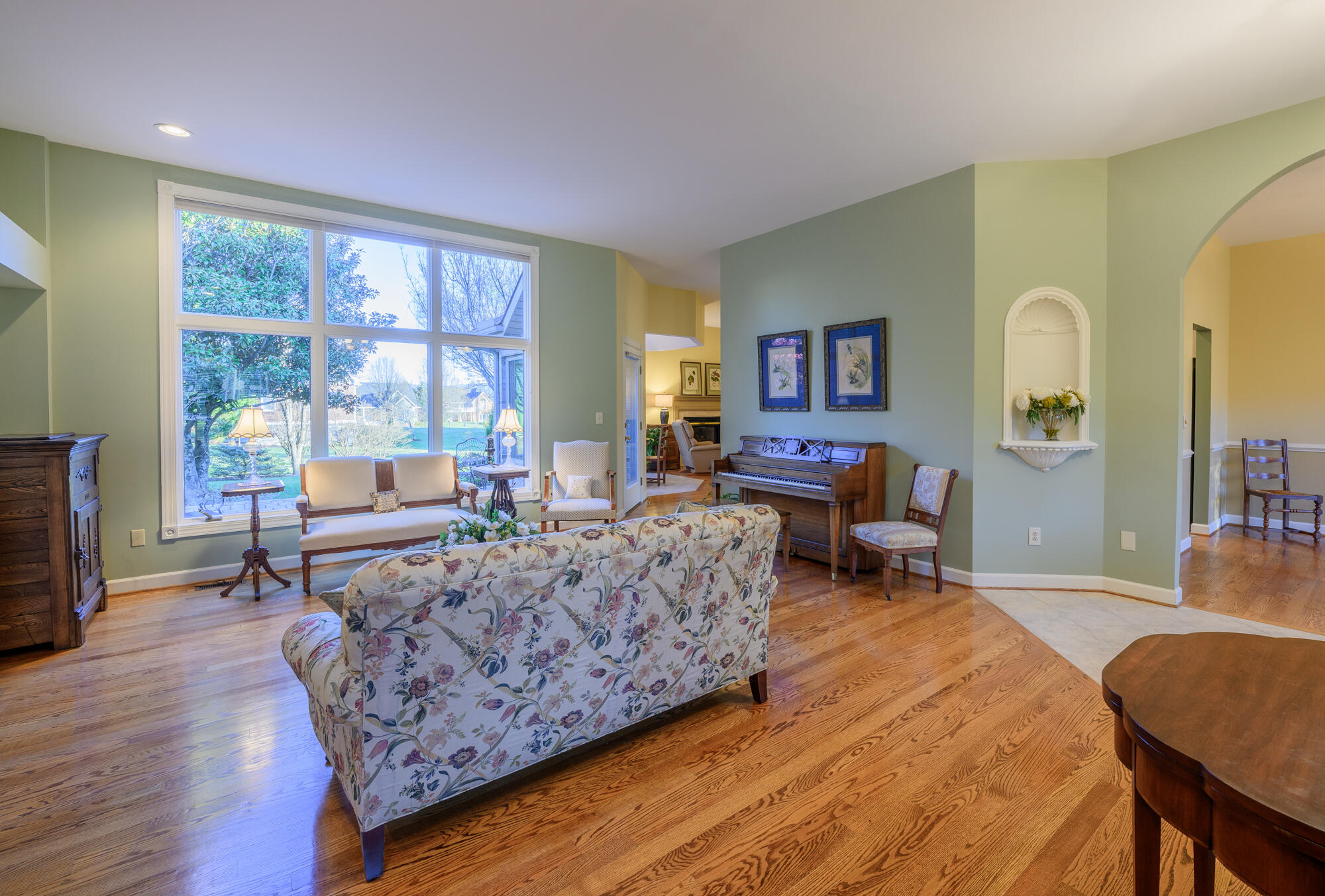 24 High Meadow Dr