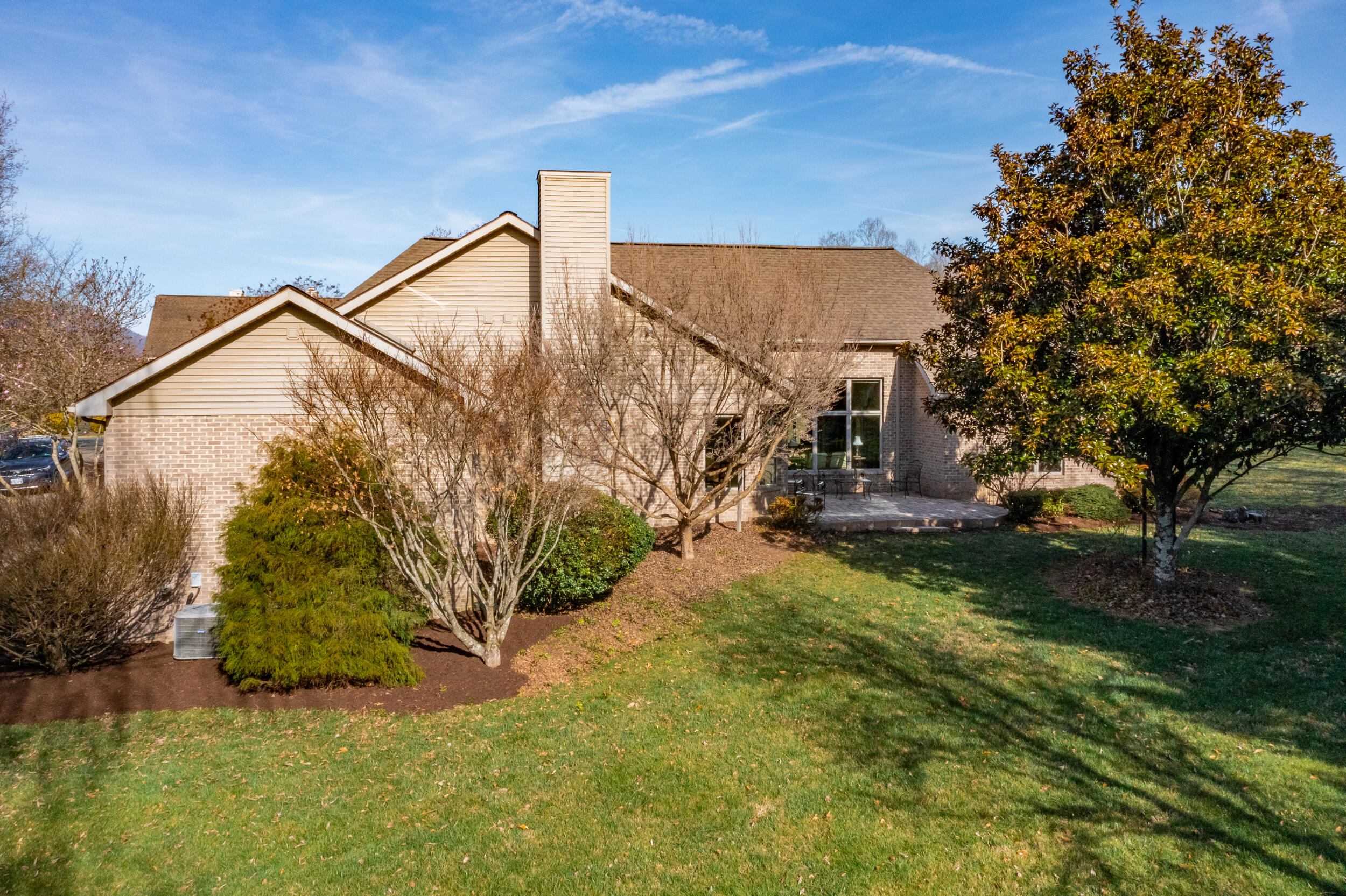 24 High Meadow Dr
