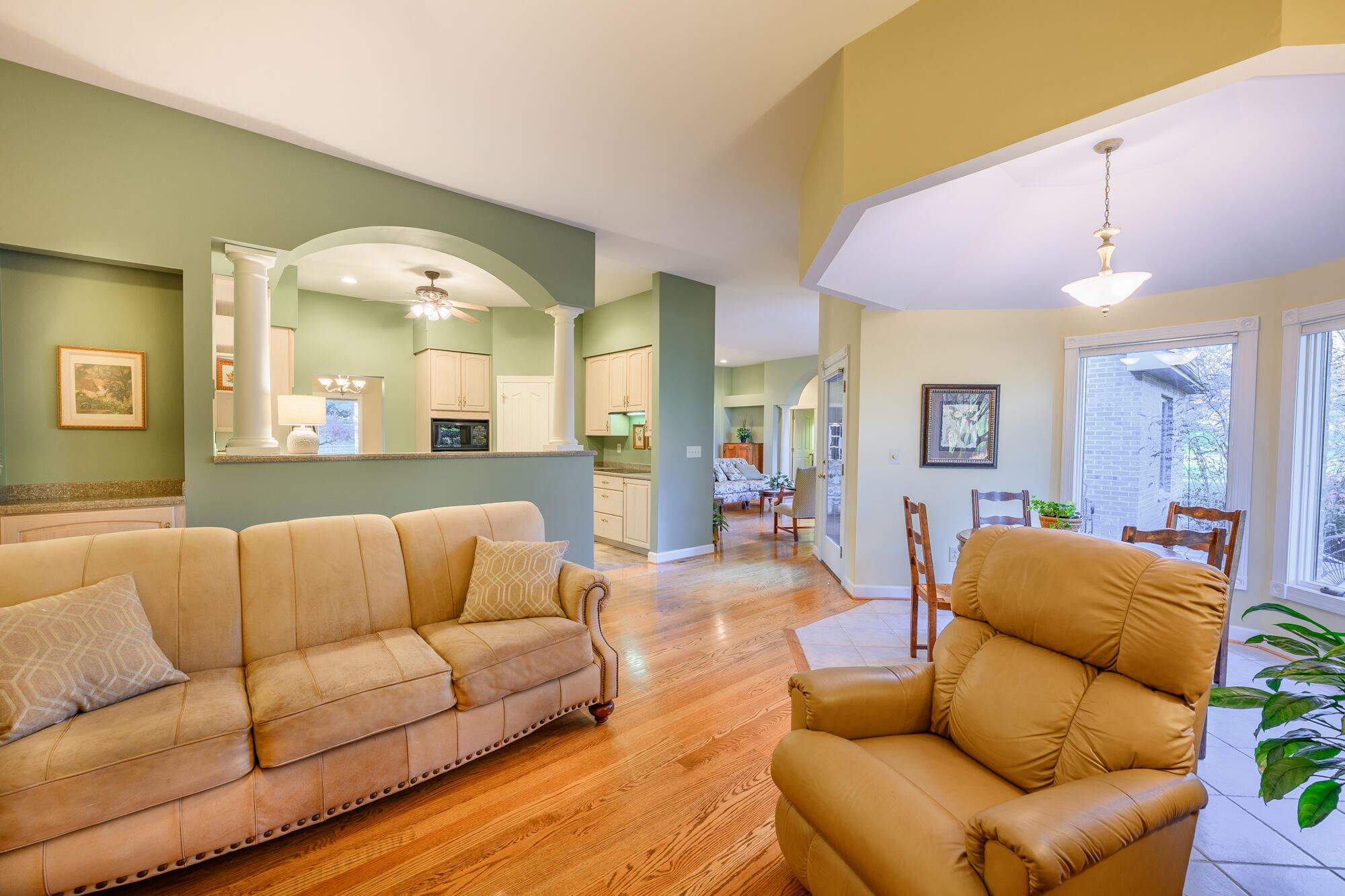 24 High Meadow Dr