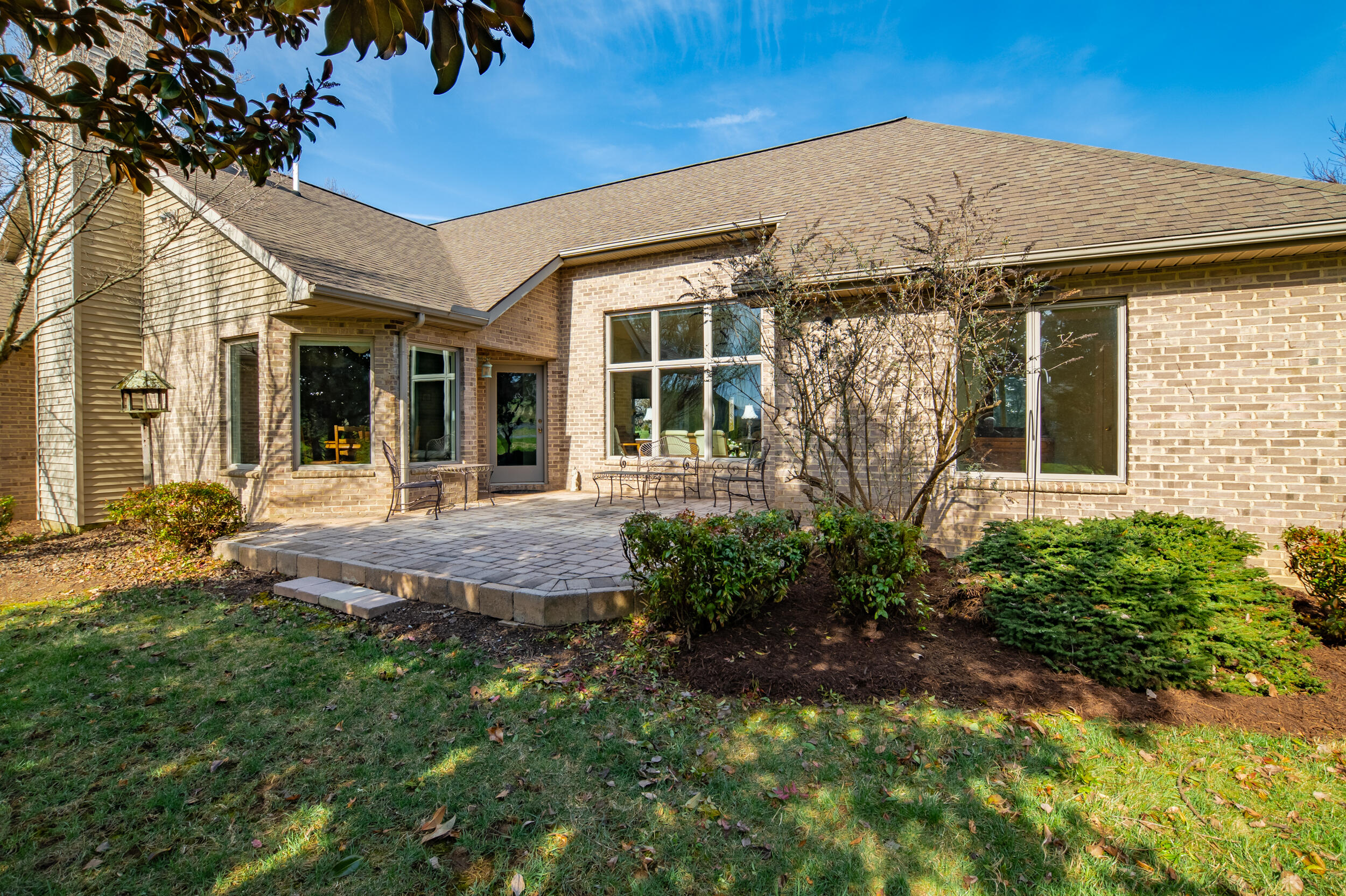 24 High Meadow Dr