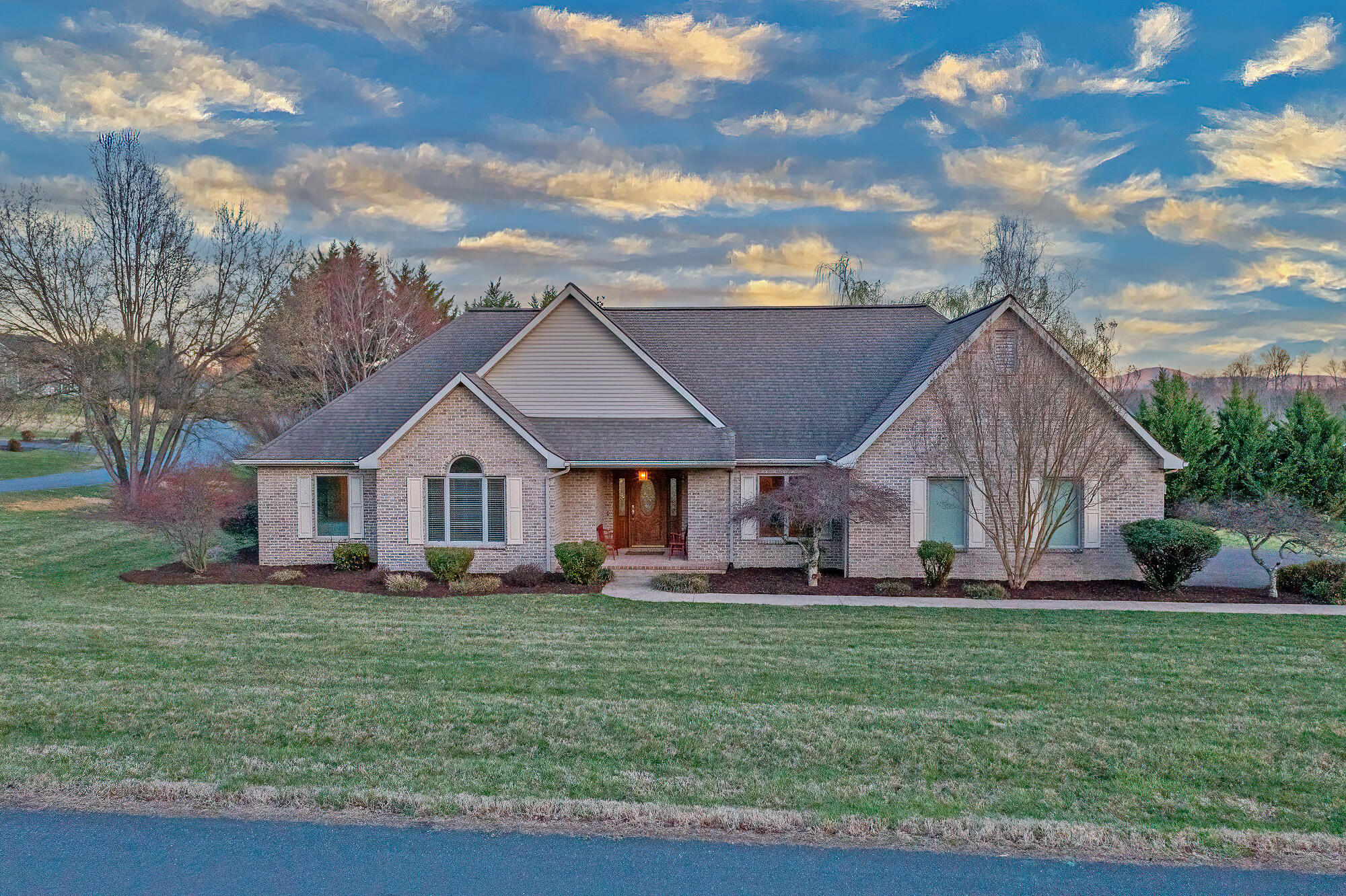 24 High Meadow Dr