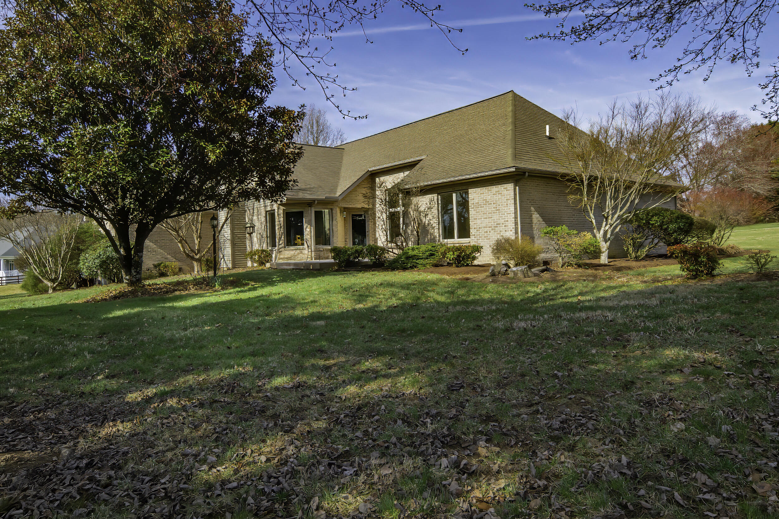 24 High Meadow Dr
