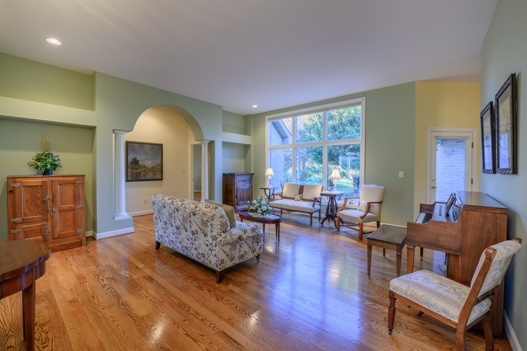 24 High Meadow Dr