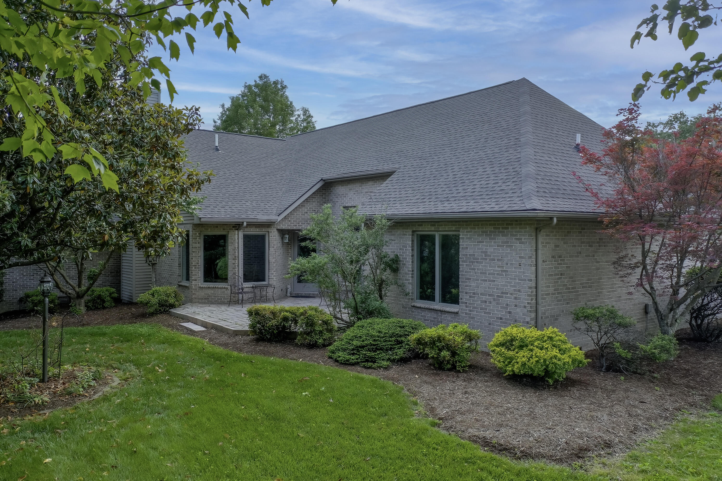 24 High Meadow Dr