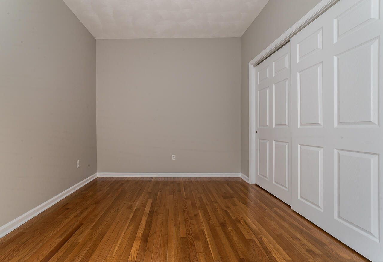 5 Gaines Ct