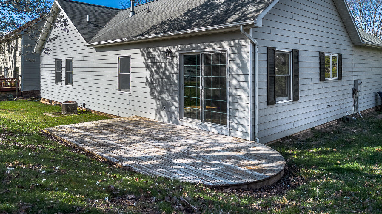 5 Gaines Ct