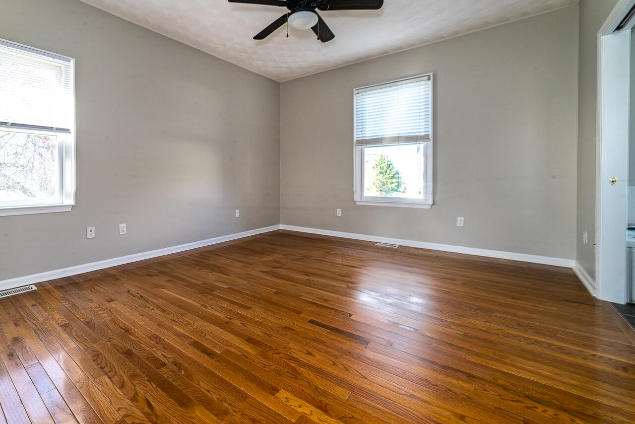 5 Gaines Ct