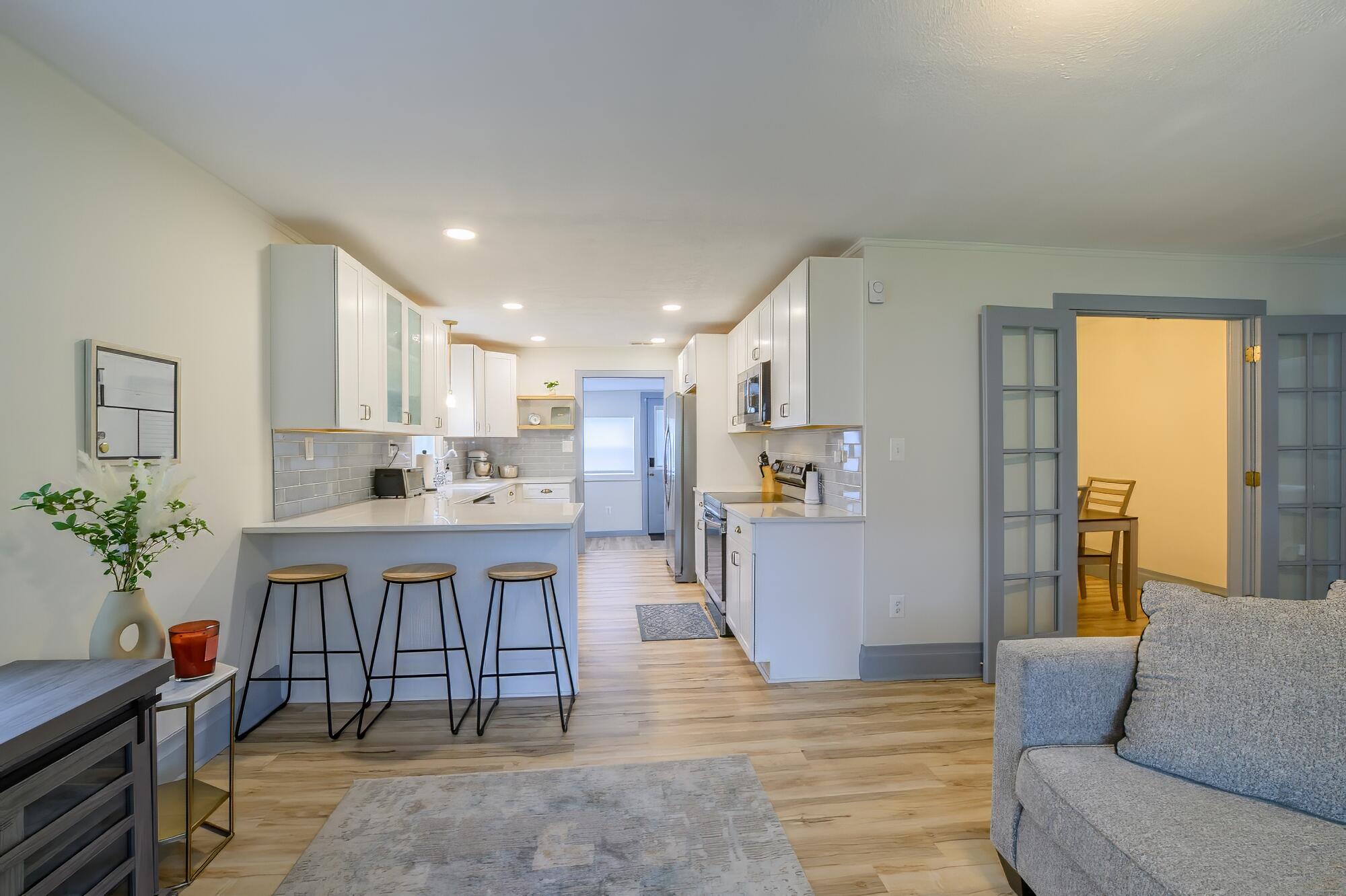 1213 Woodland Ave