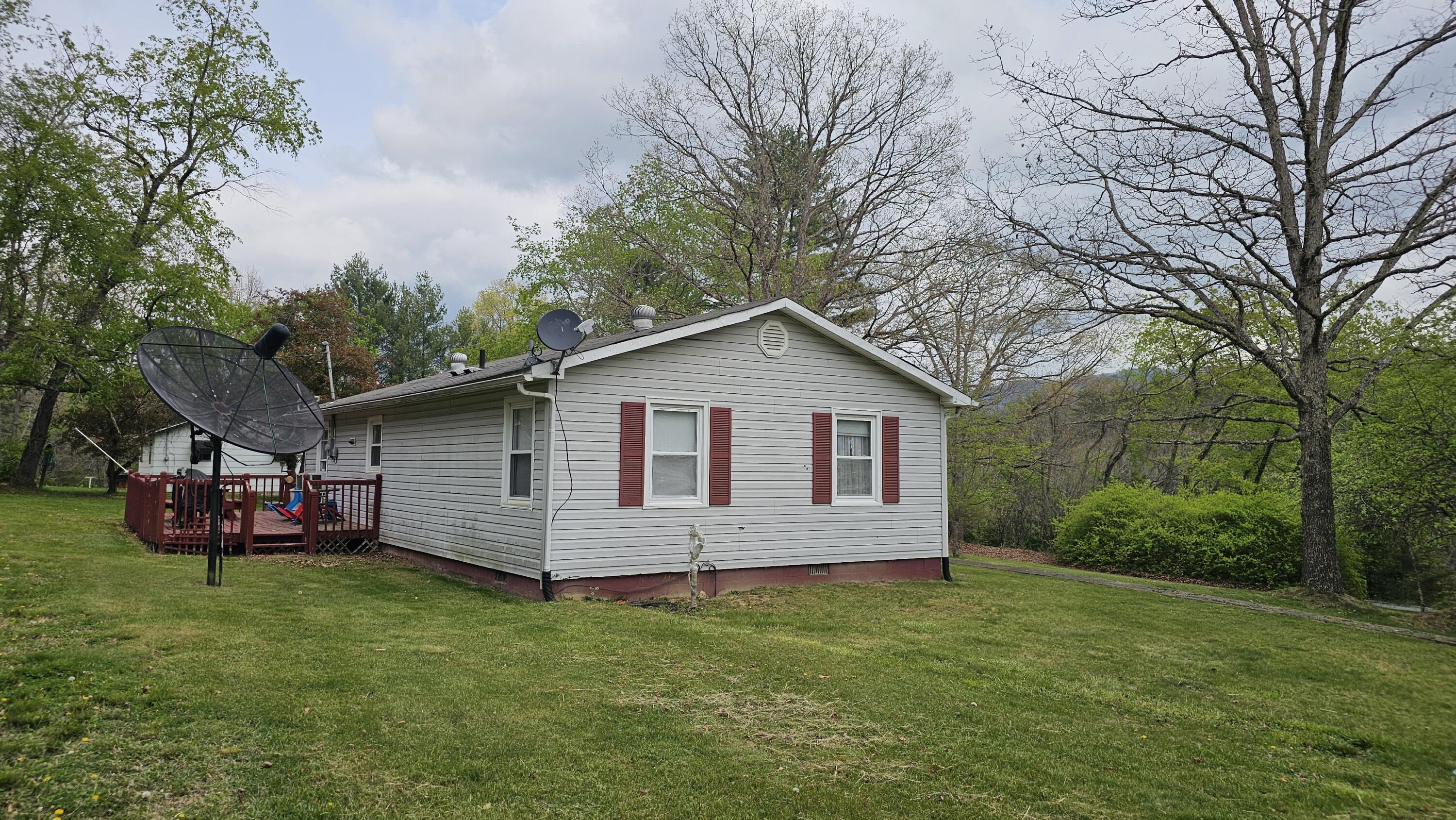 59 Rainbow Hill Dr