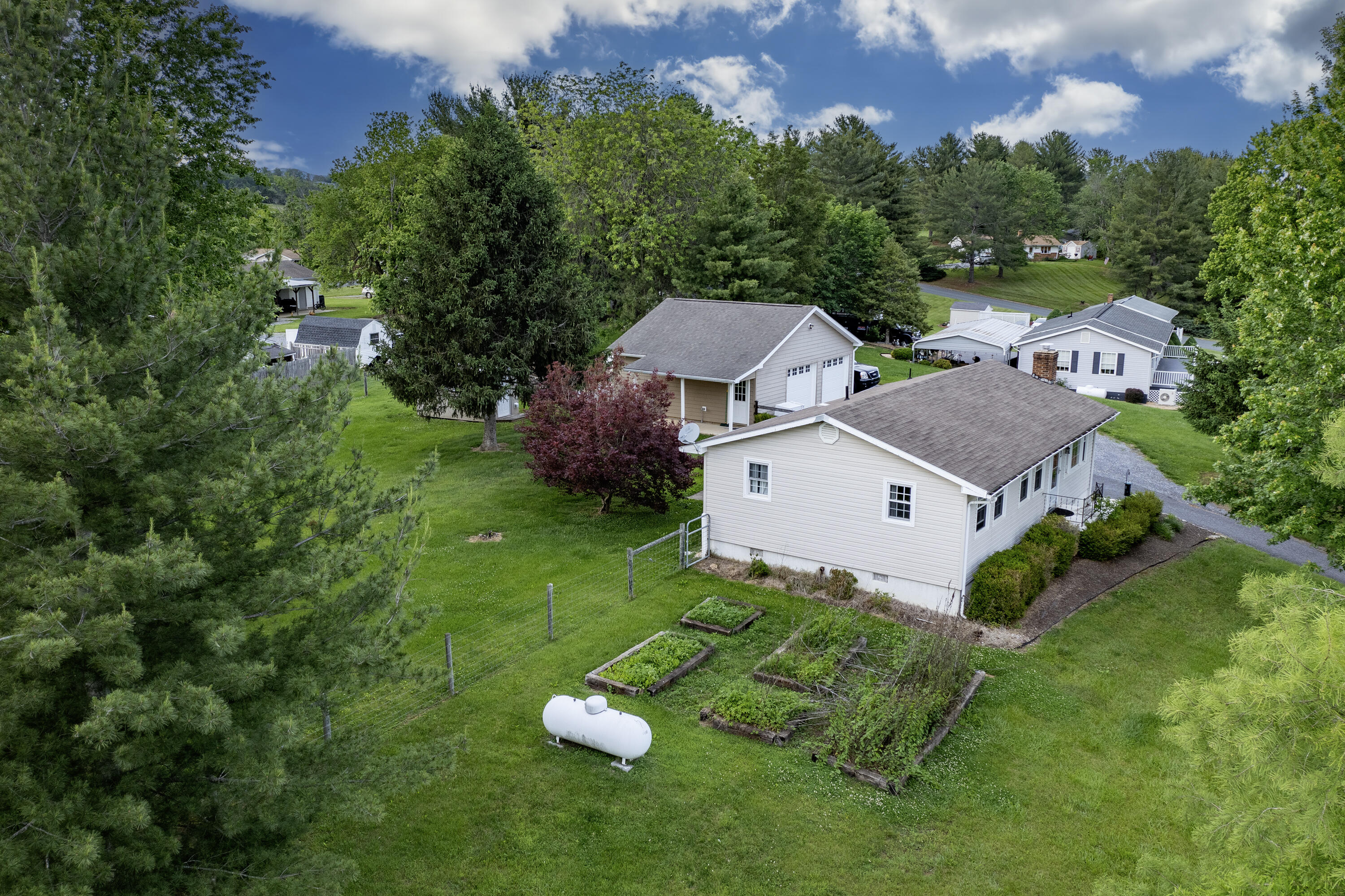 363 Valley Pike