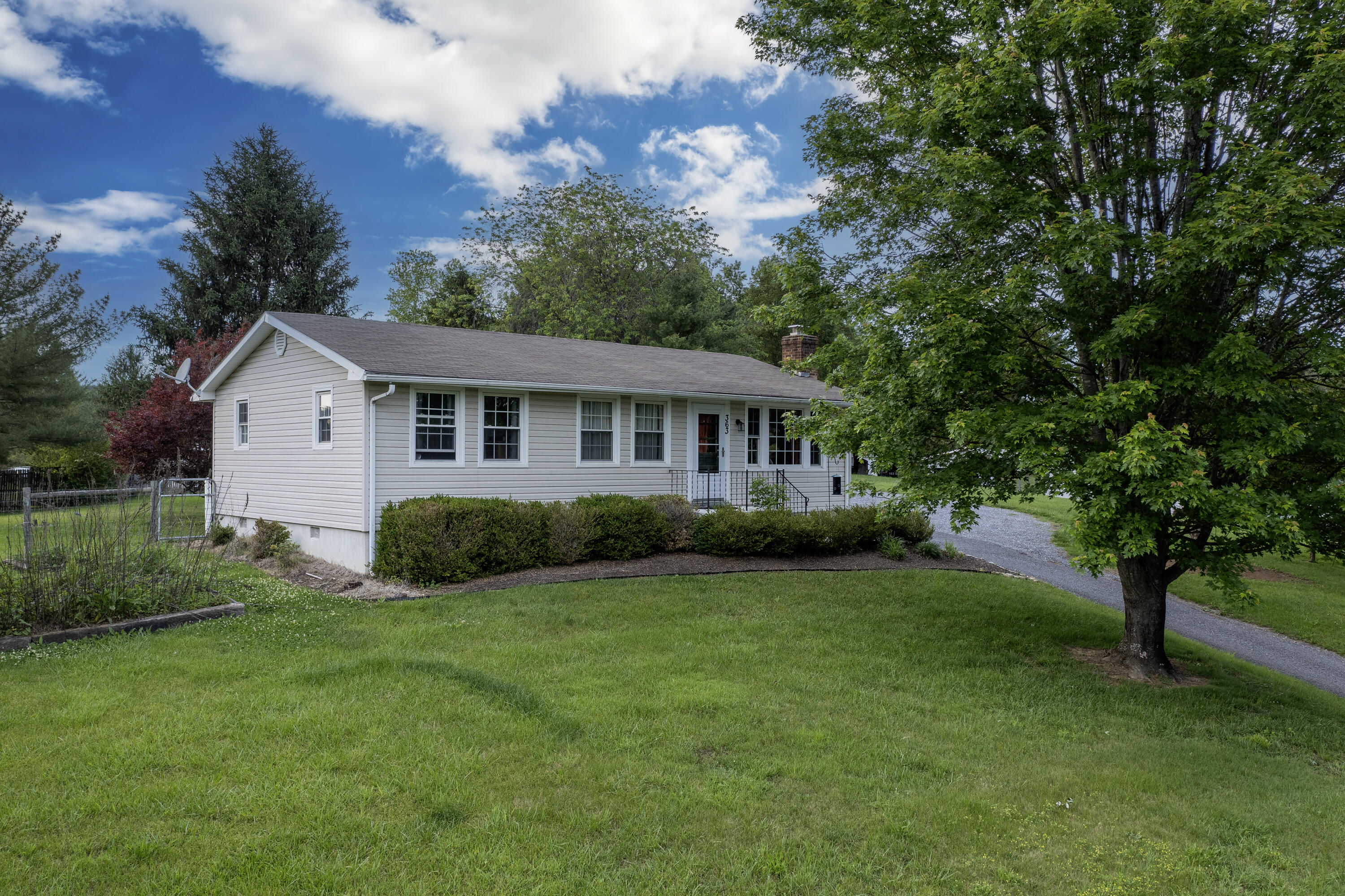 363 Valley Pike