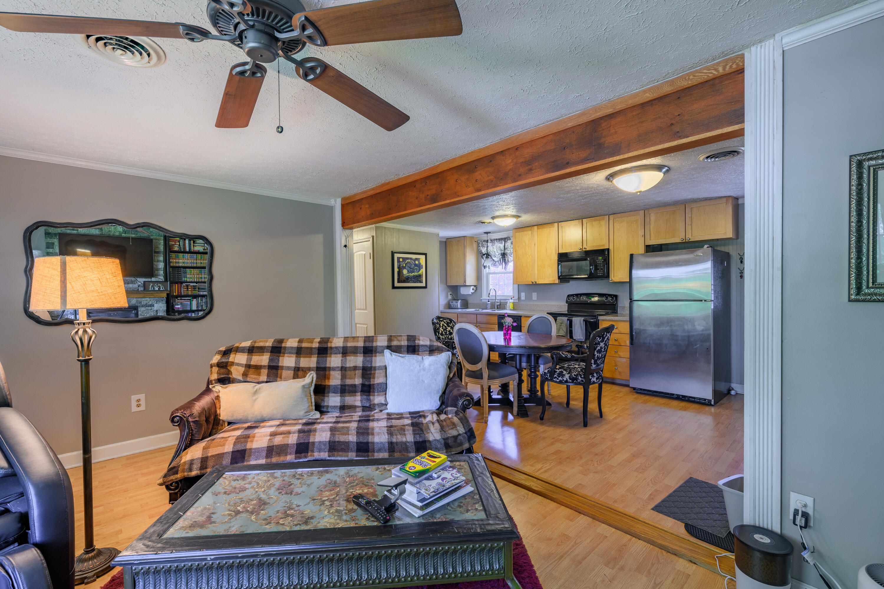 363 Valley Pike