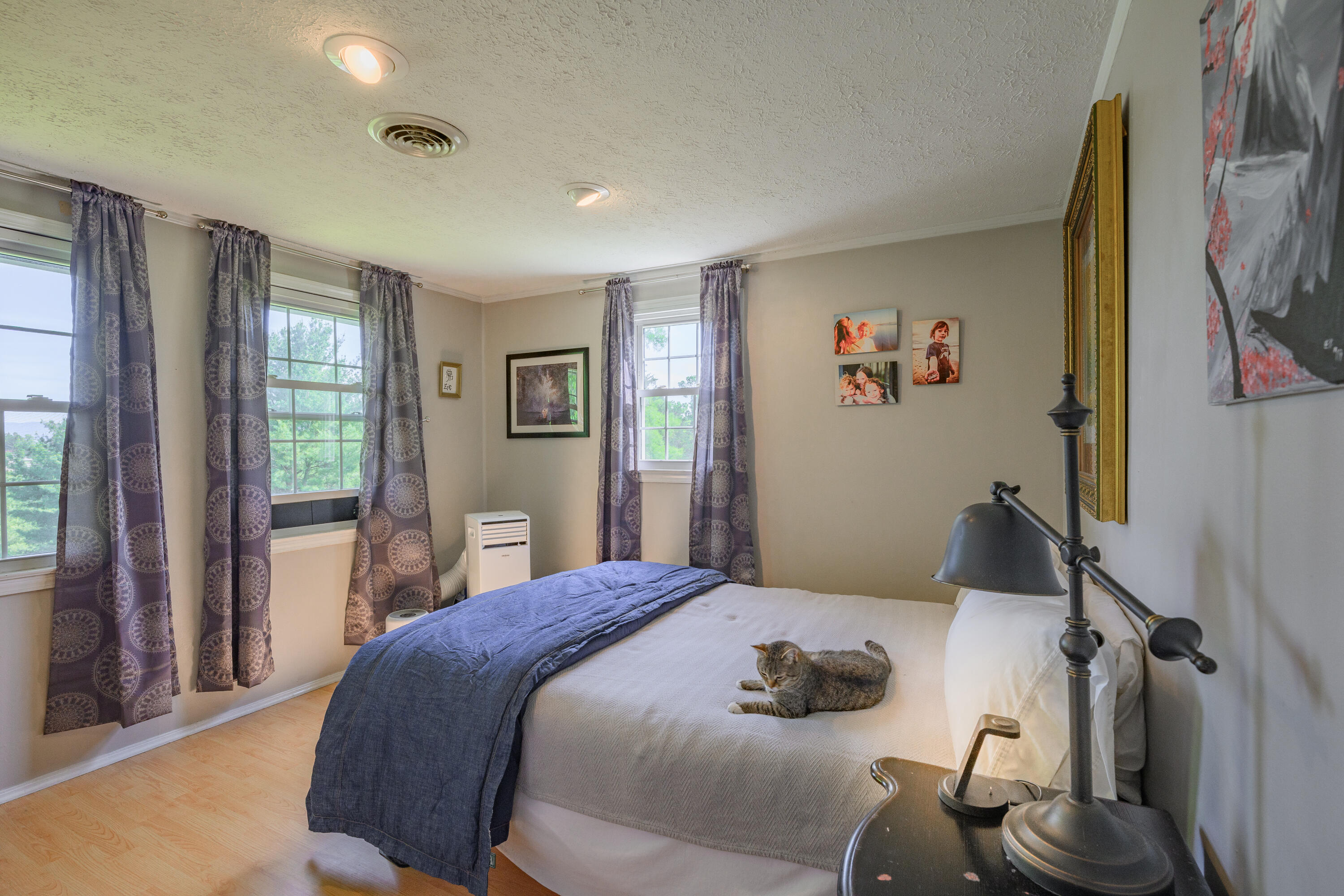 363 Valley Pike
