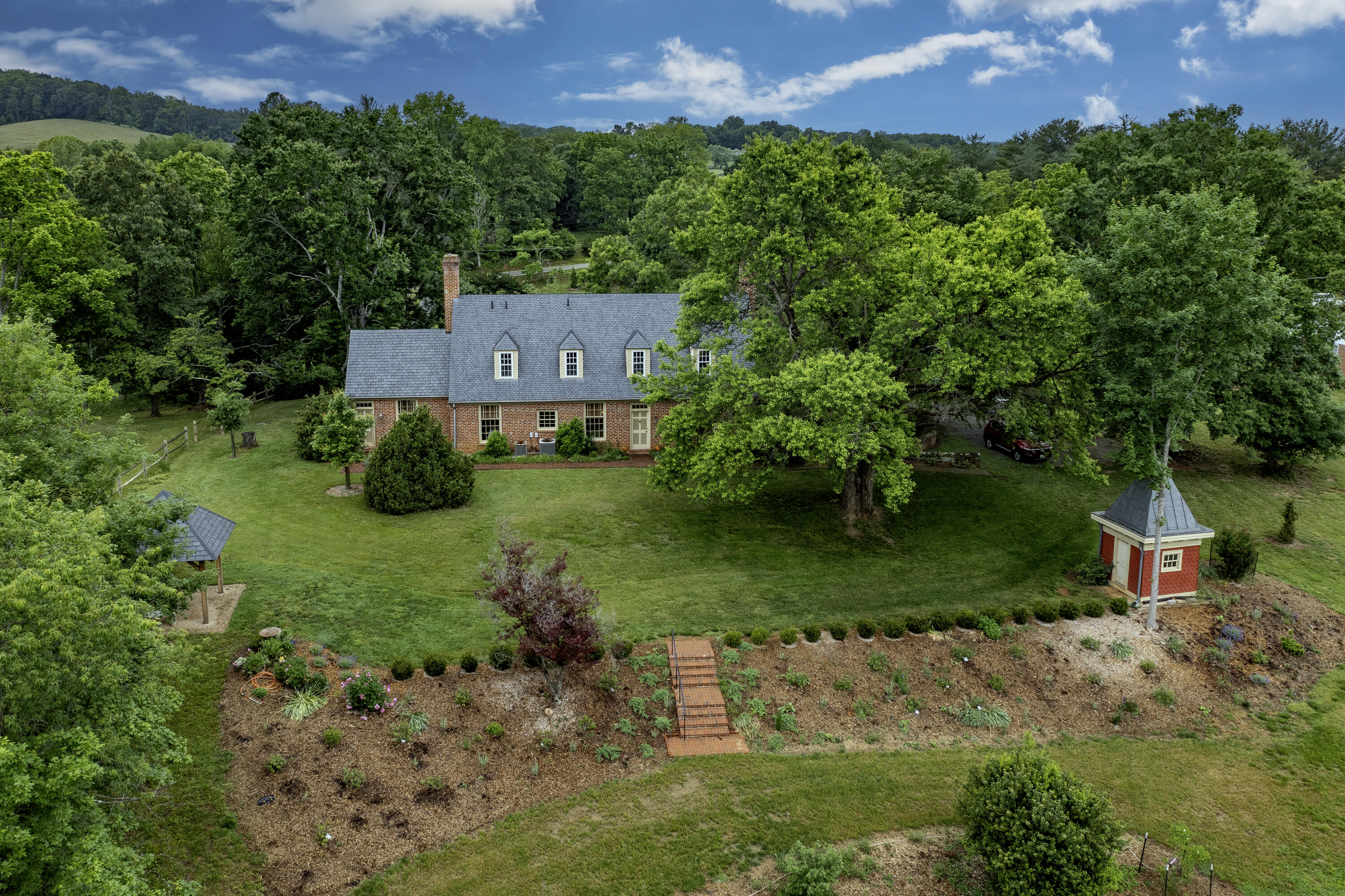 227 Forge Rd