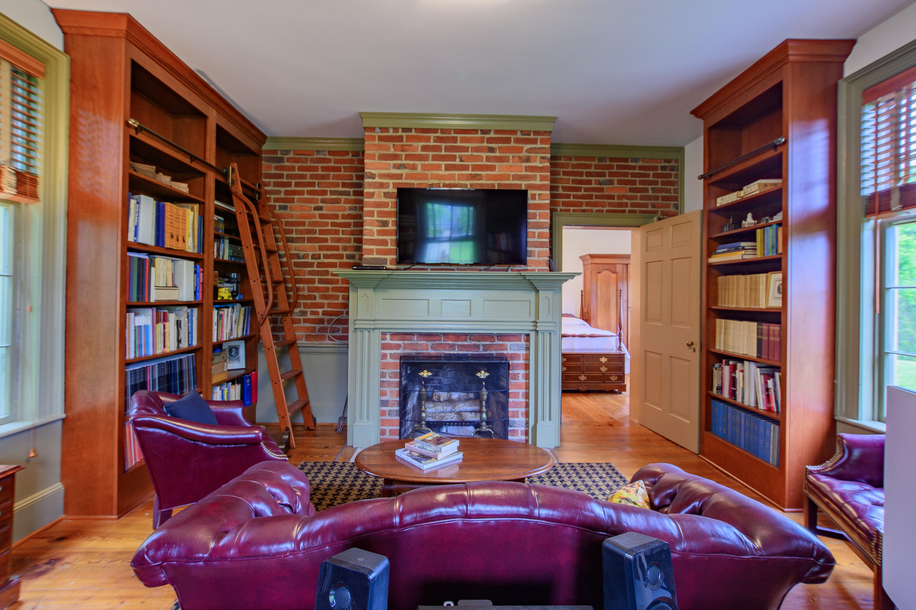 227 Forge Rd