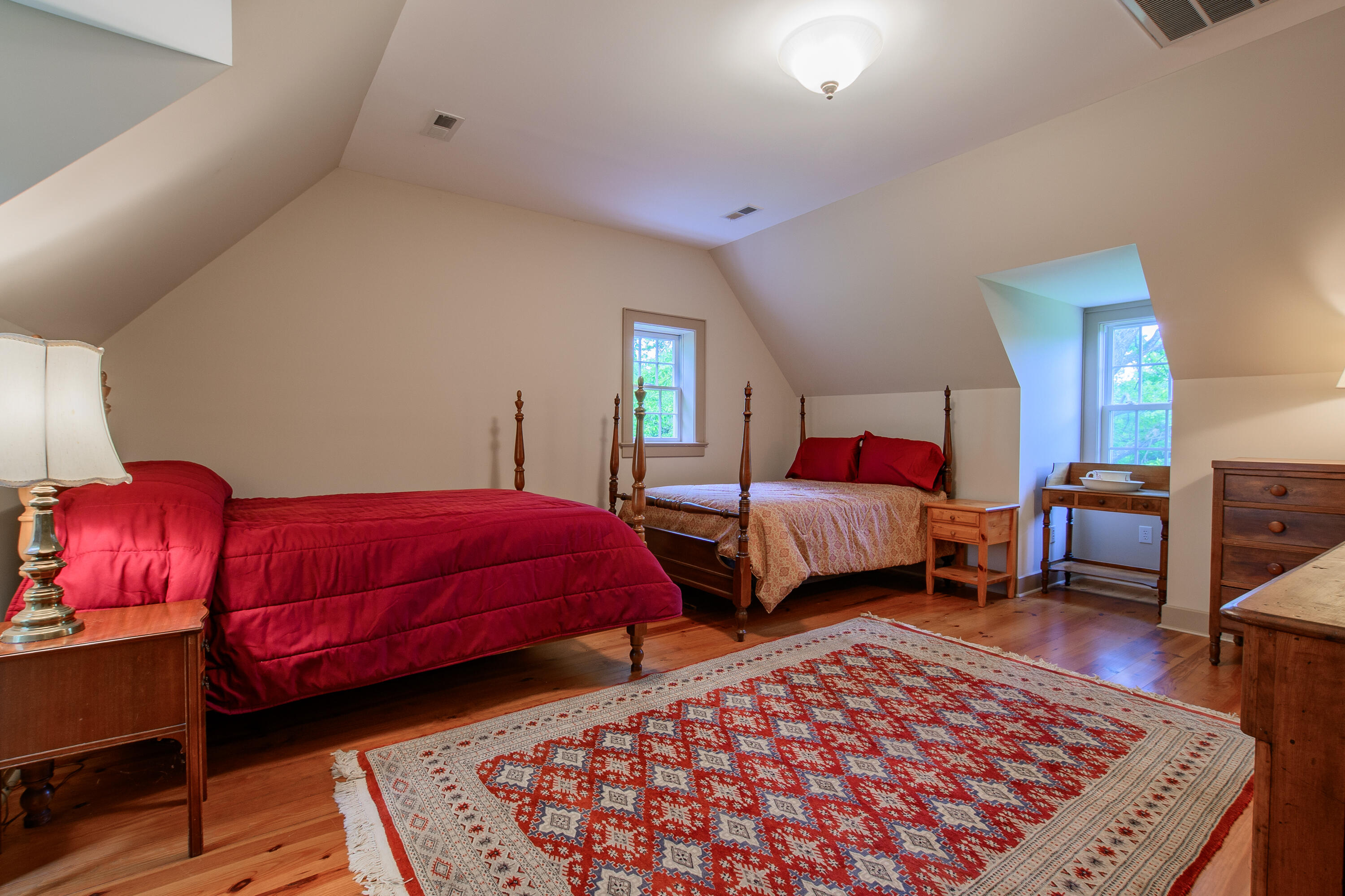 227 Forge Rd