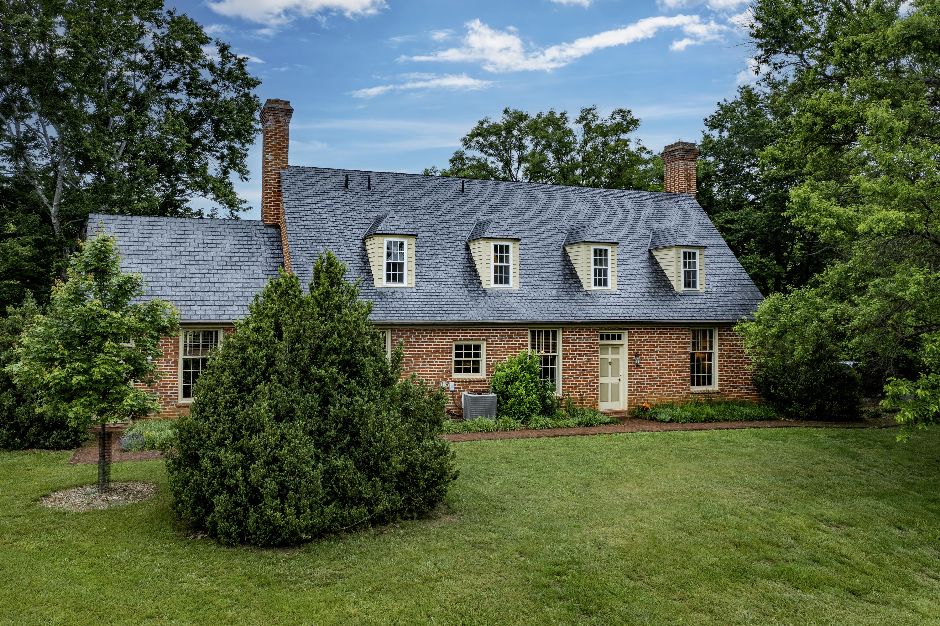 227 Forge Rd