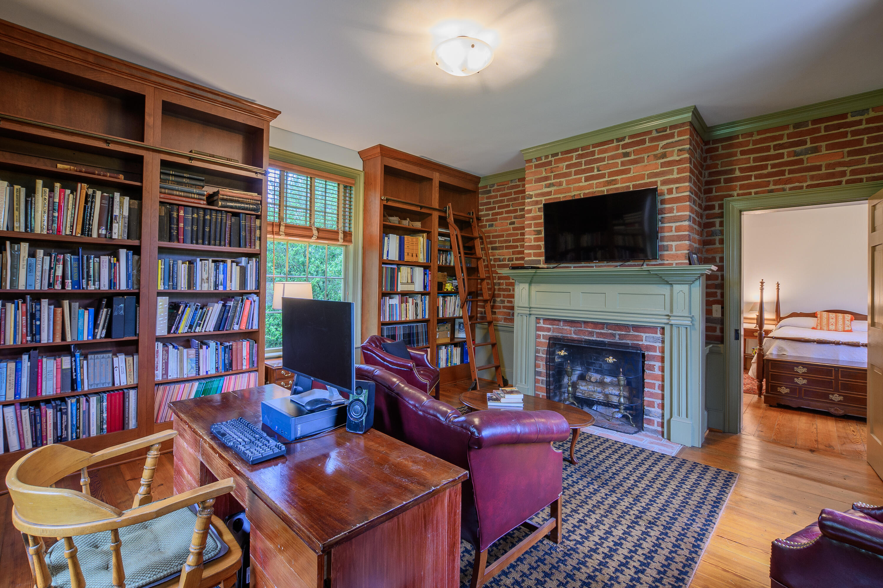 227 Forge Rd