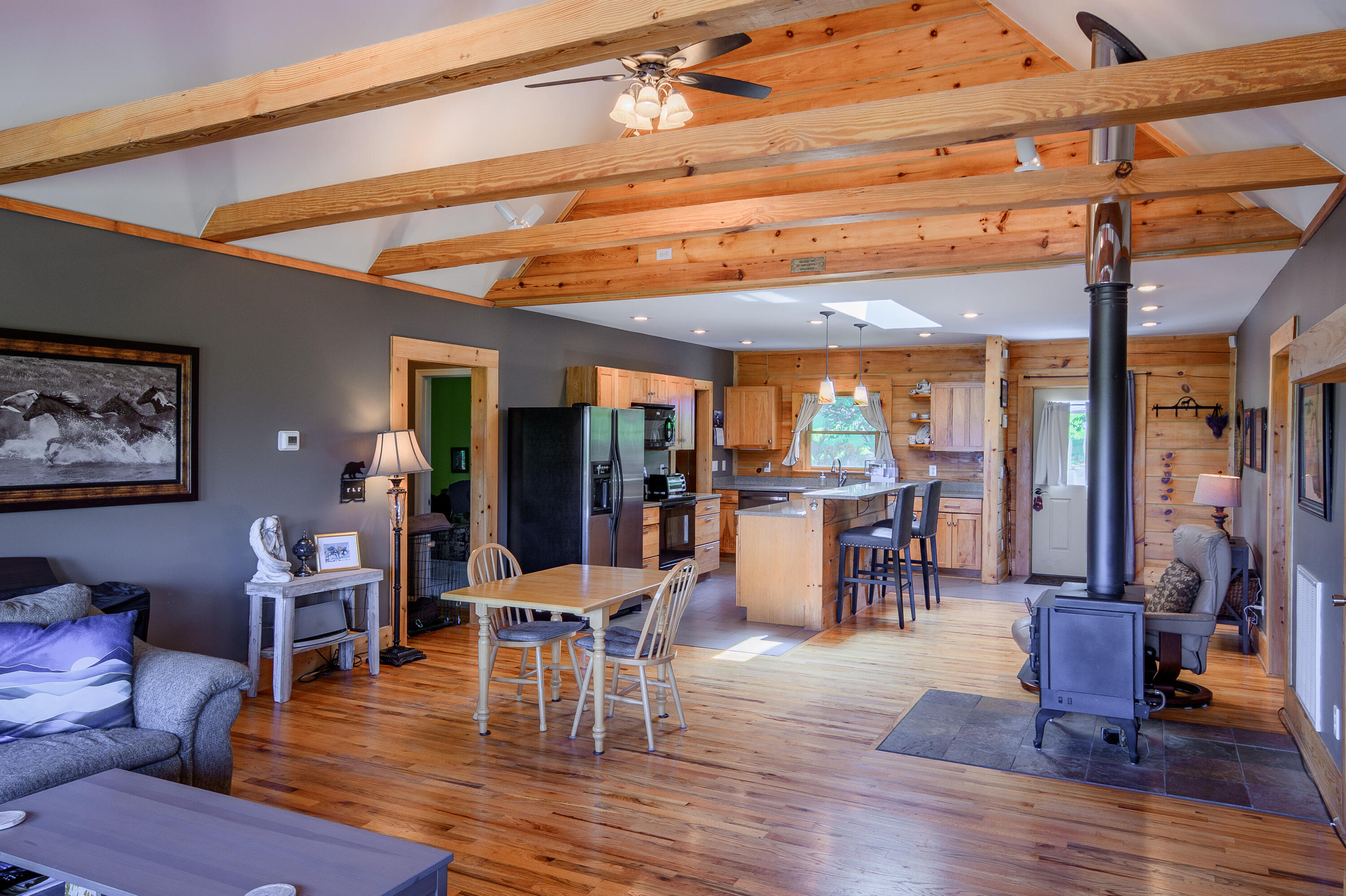 140 Cherry Ridge Ln