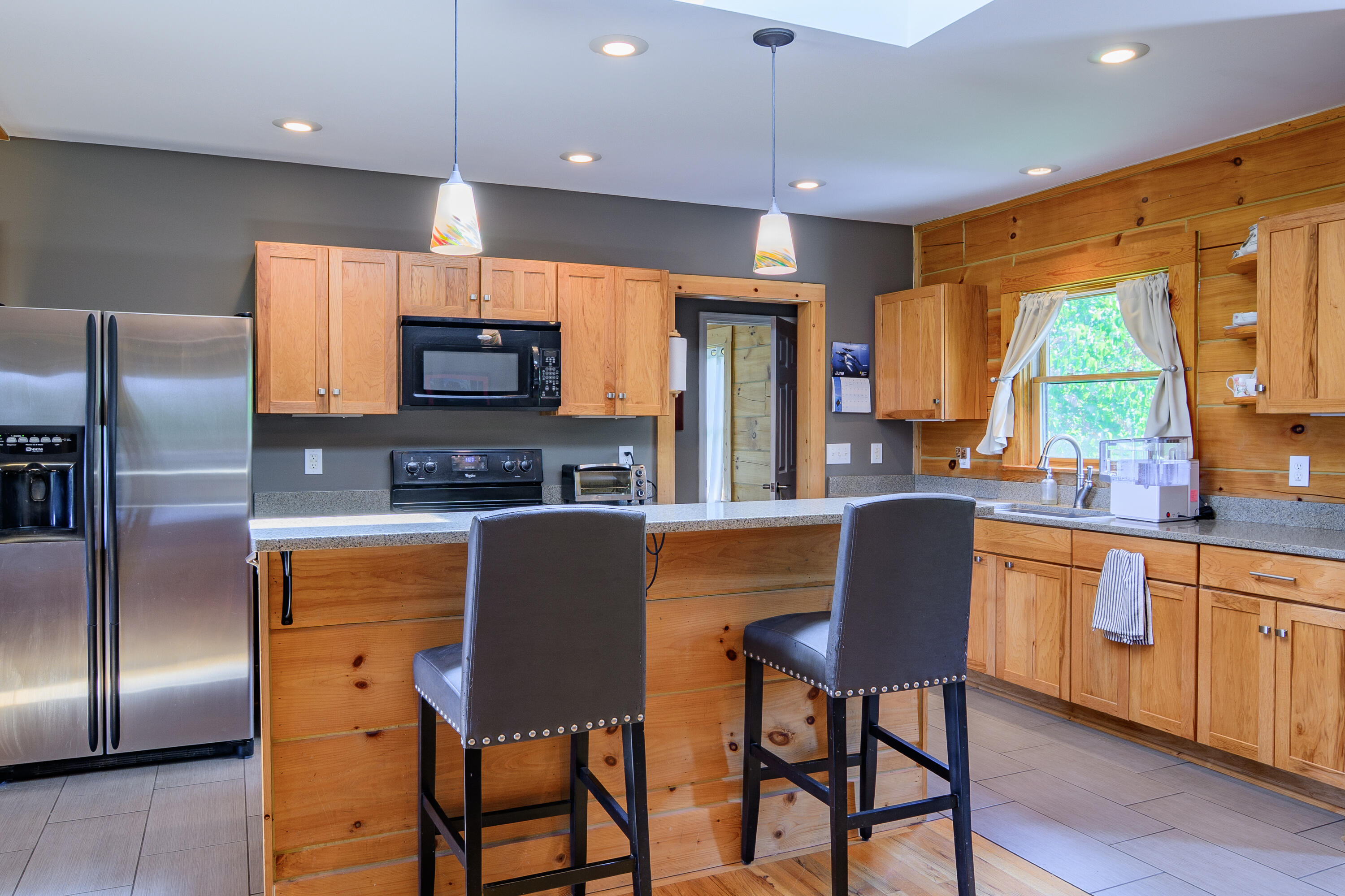 140 Cherry Ridge Ln