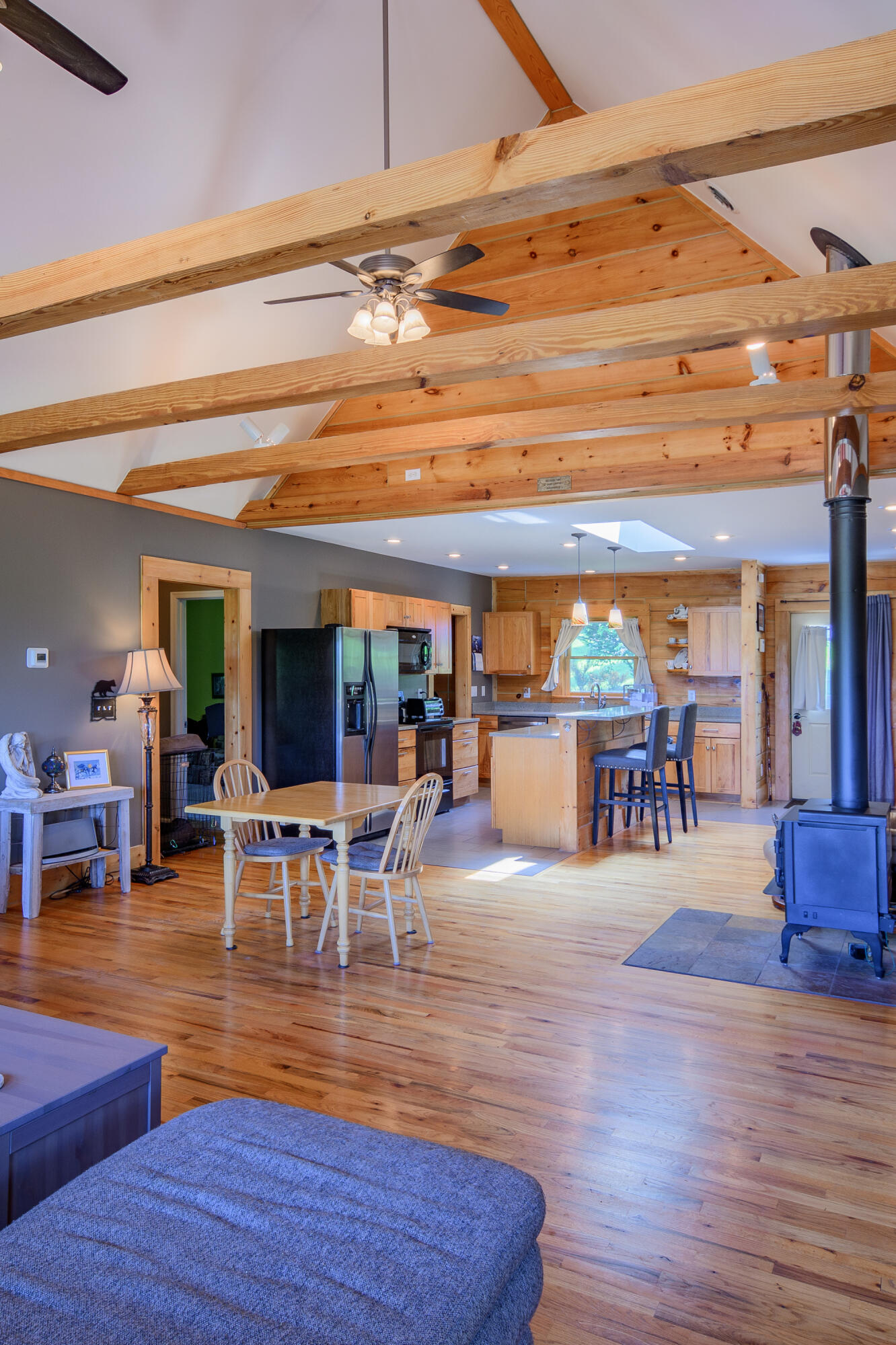 140 Cherry Ridge Ln