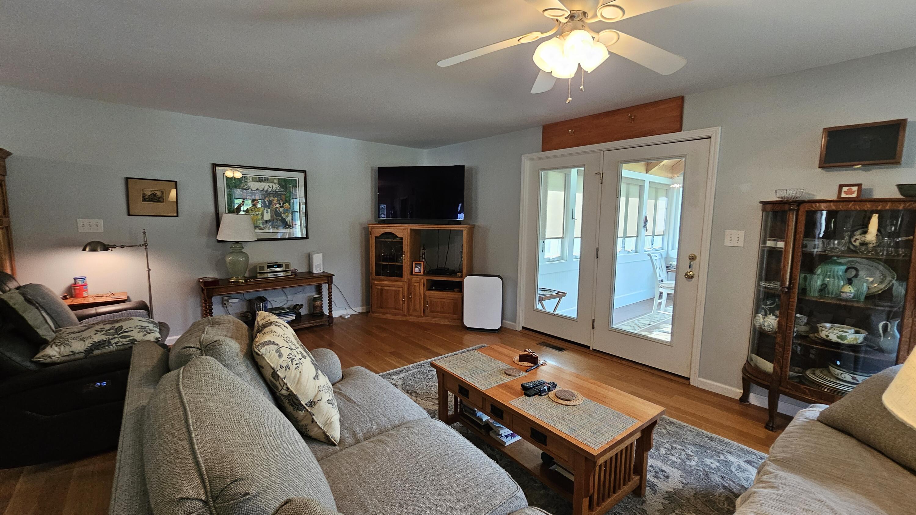 4165 W Midland Trl