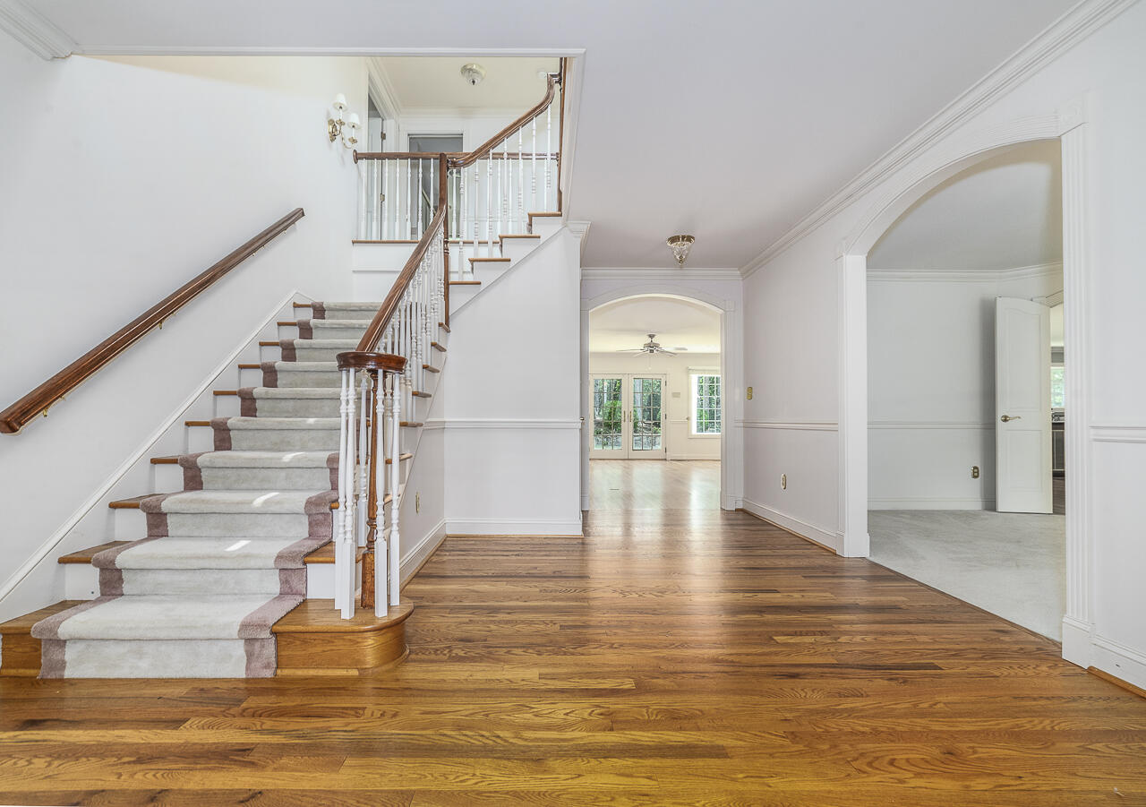 33 Edgewood Dr